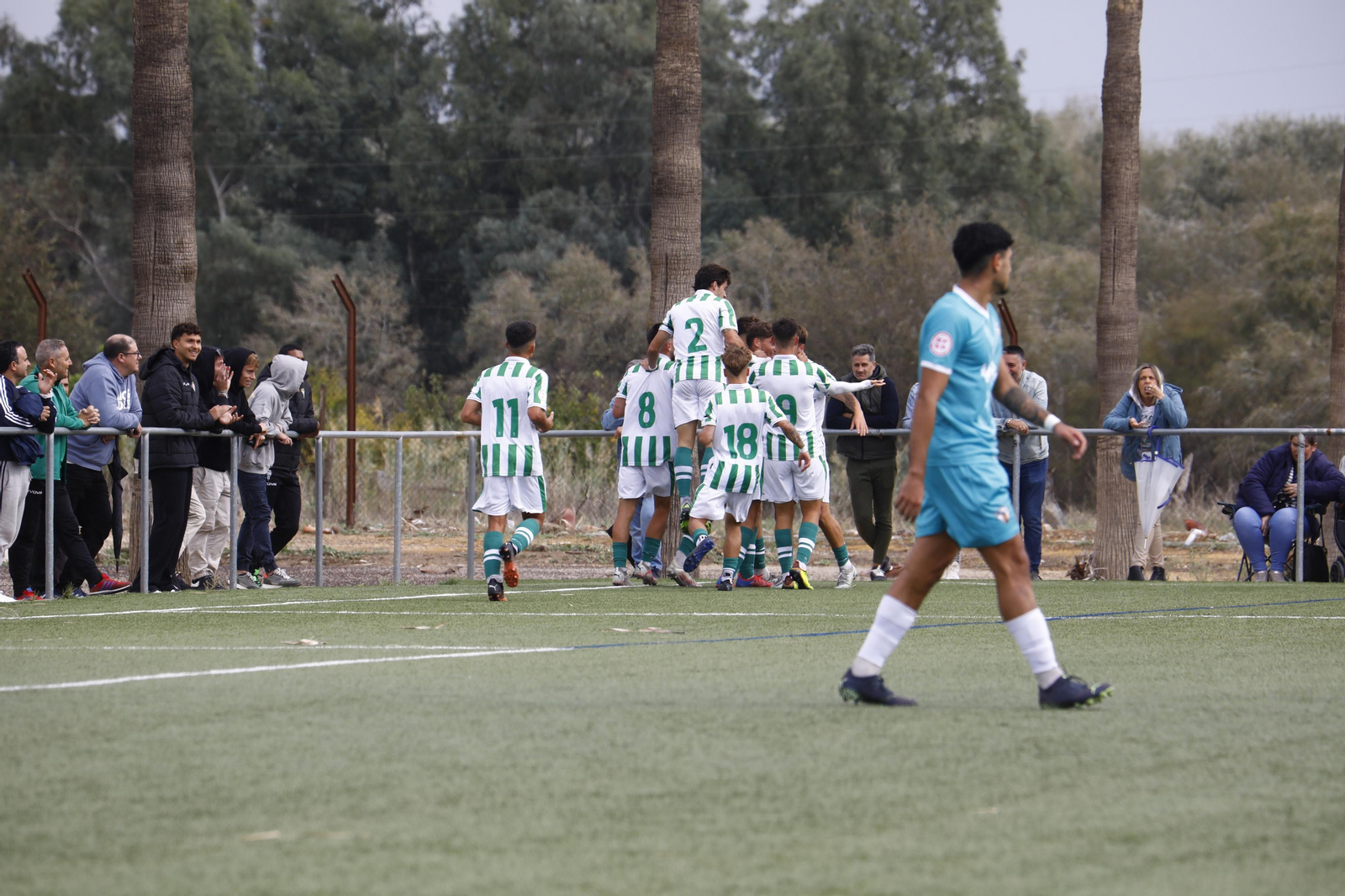 Las mejores fotos del derbi provincial entre el Córdoba B y el Pozoblanco