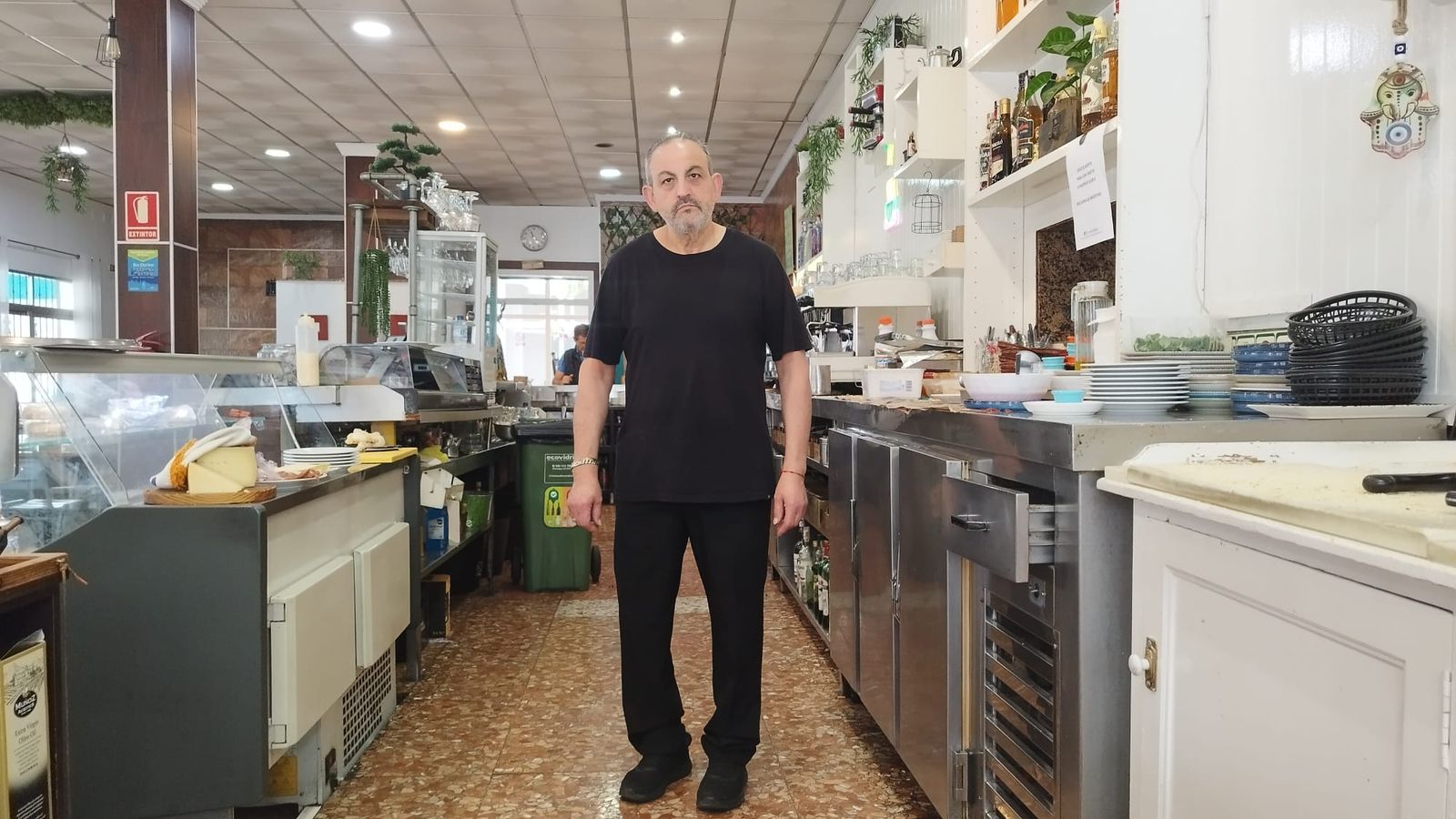 Carlos Jiménez en el bar