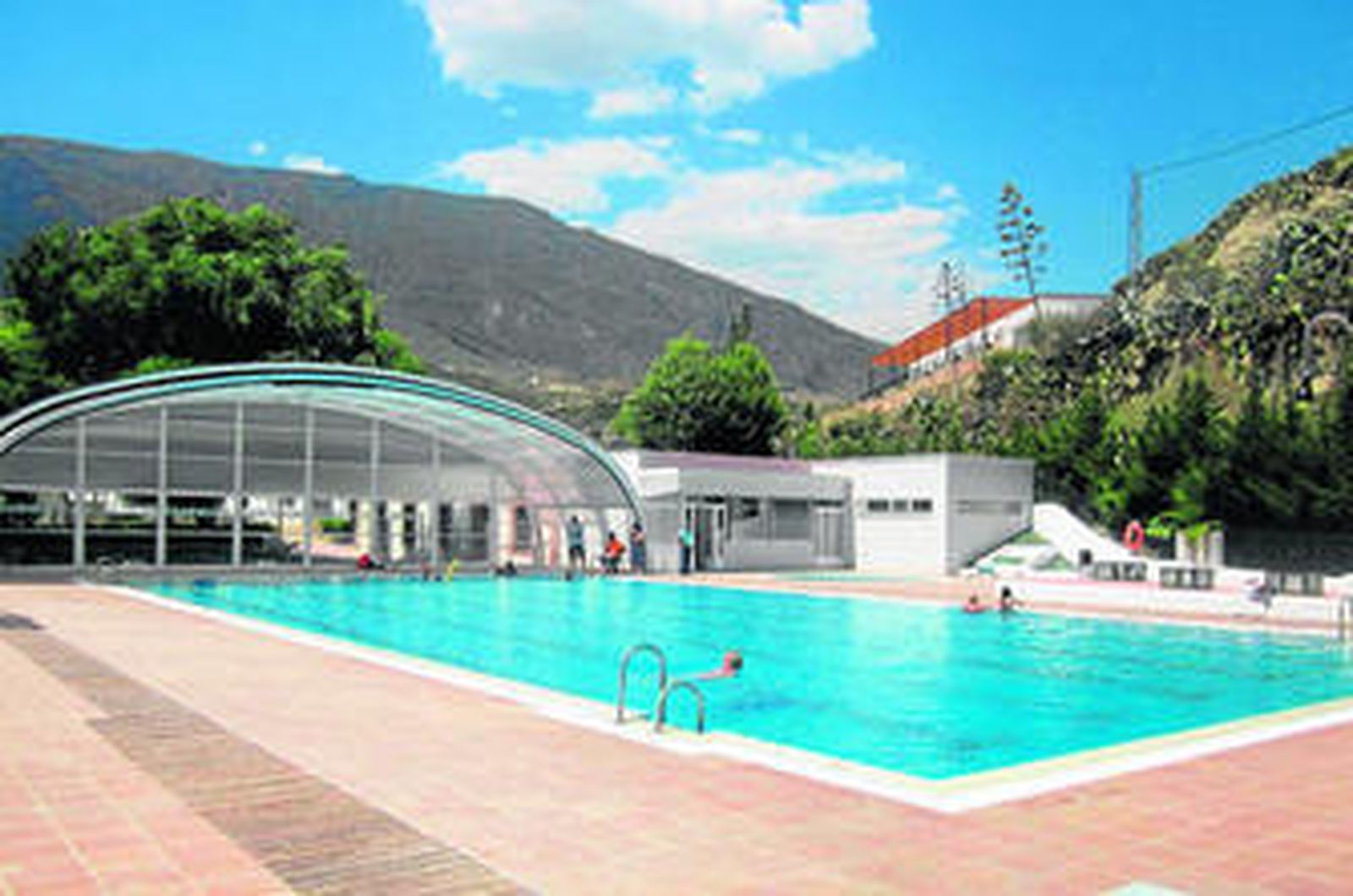 Piscinas municipales, refrescante alternativa del interior a la playa