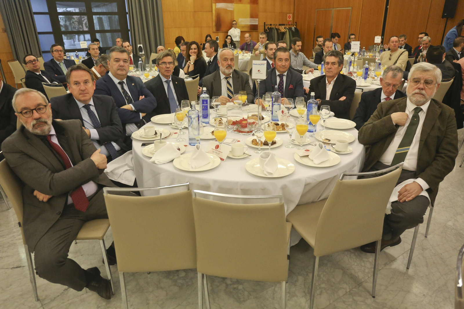 Las imágenes del desayuno-coloquio con Rafael Domínguez de Gor