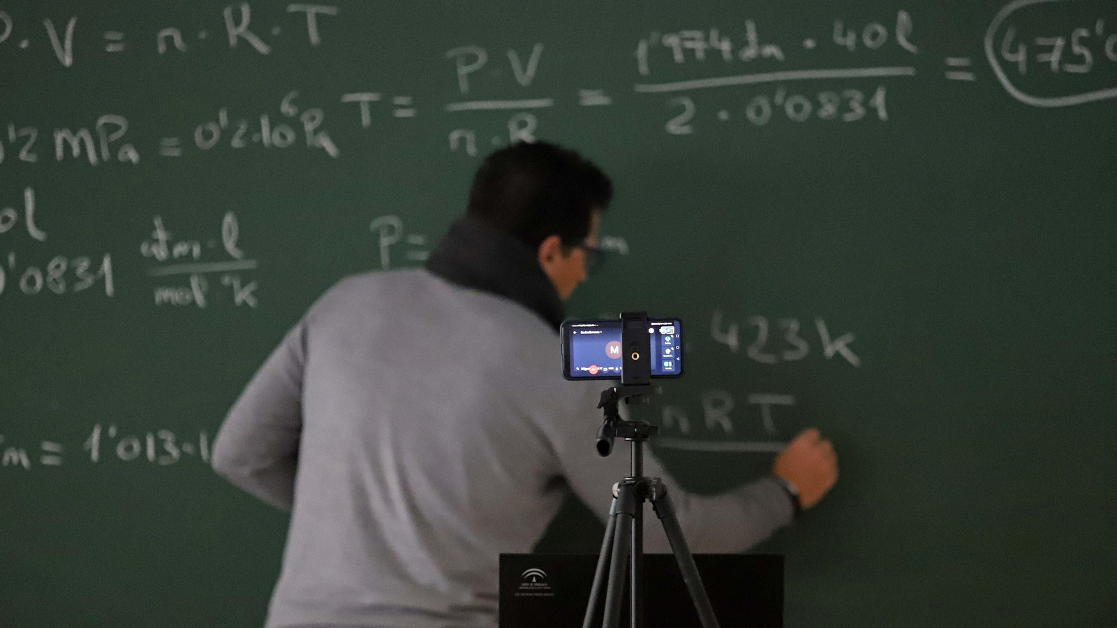 Continua la baja asistencia a los centros educativos de La Línea