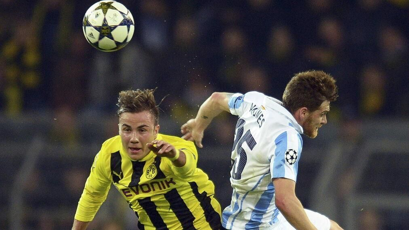 Las imágenes del Borussia Dortmund-Málaga, que cumple siete años.