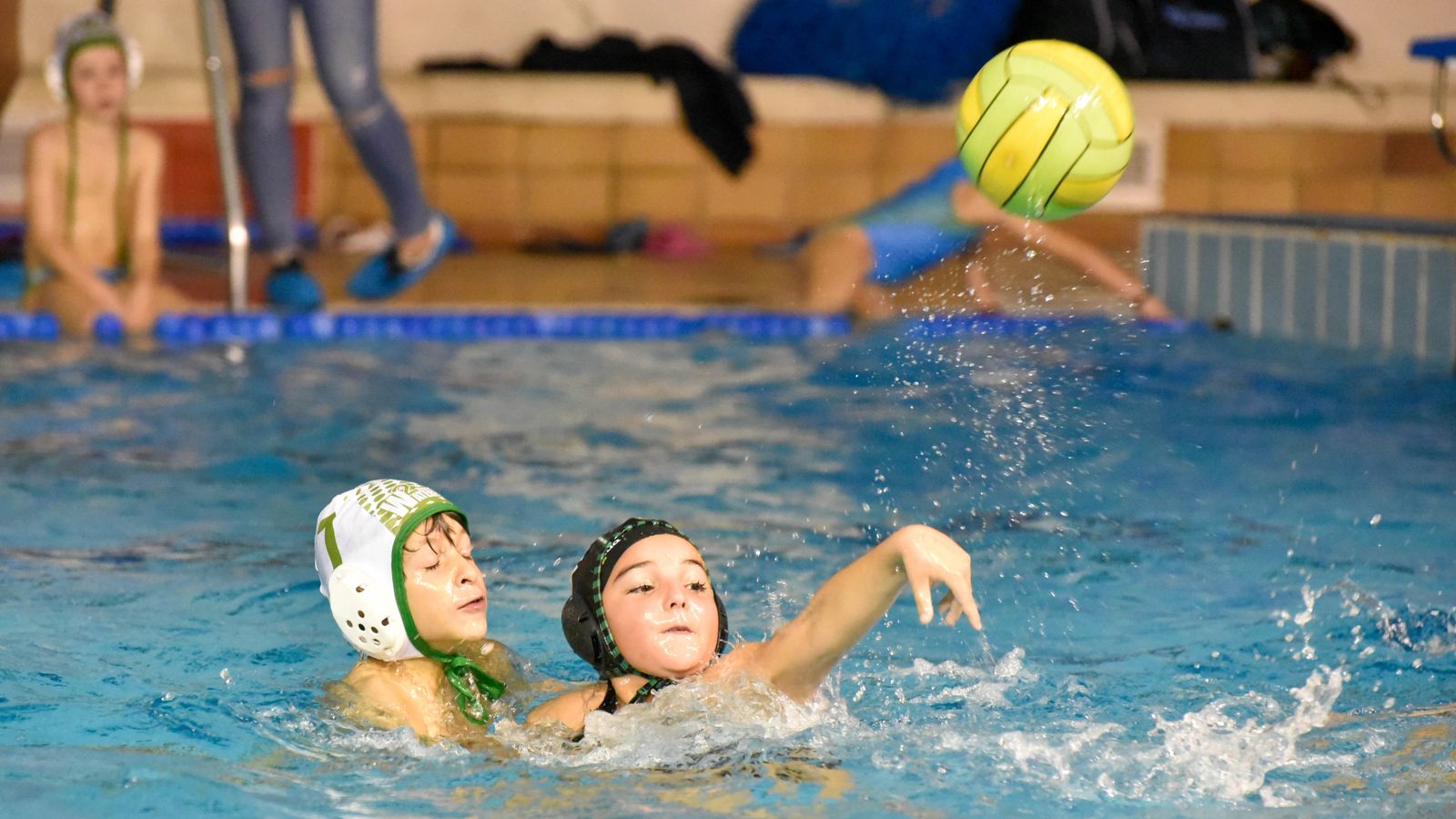 Las fotos del I Torneo benefico de Waterpolo Benjamin Proyecto 'Por una Sonrisa'