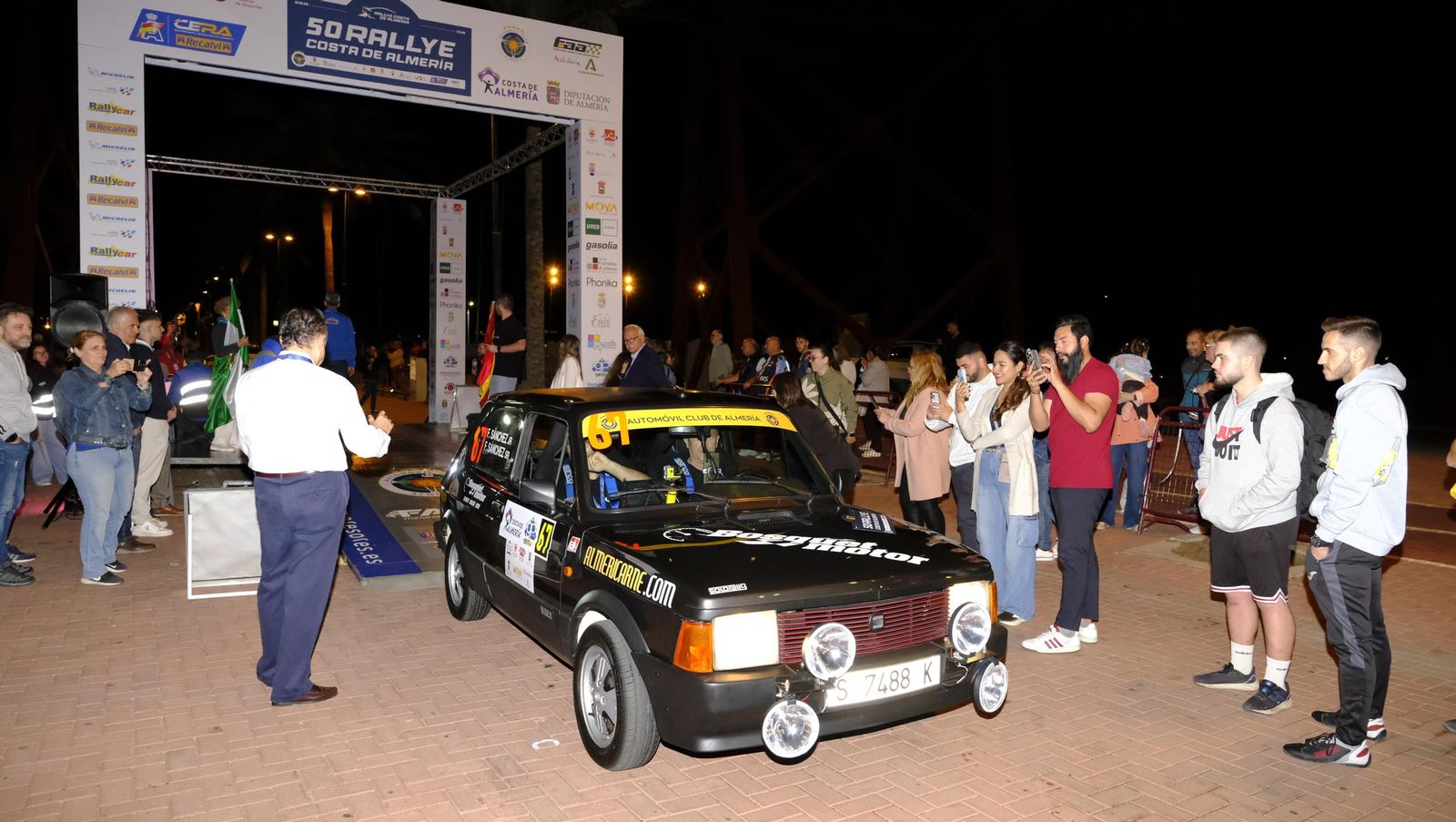 La salida de la 50 edición del Rallye Costa de Almería, en imágenes