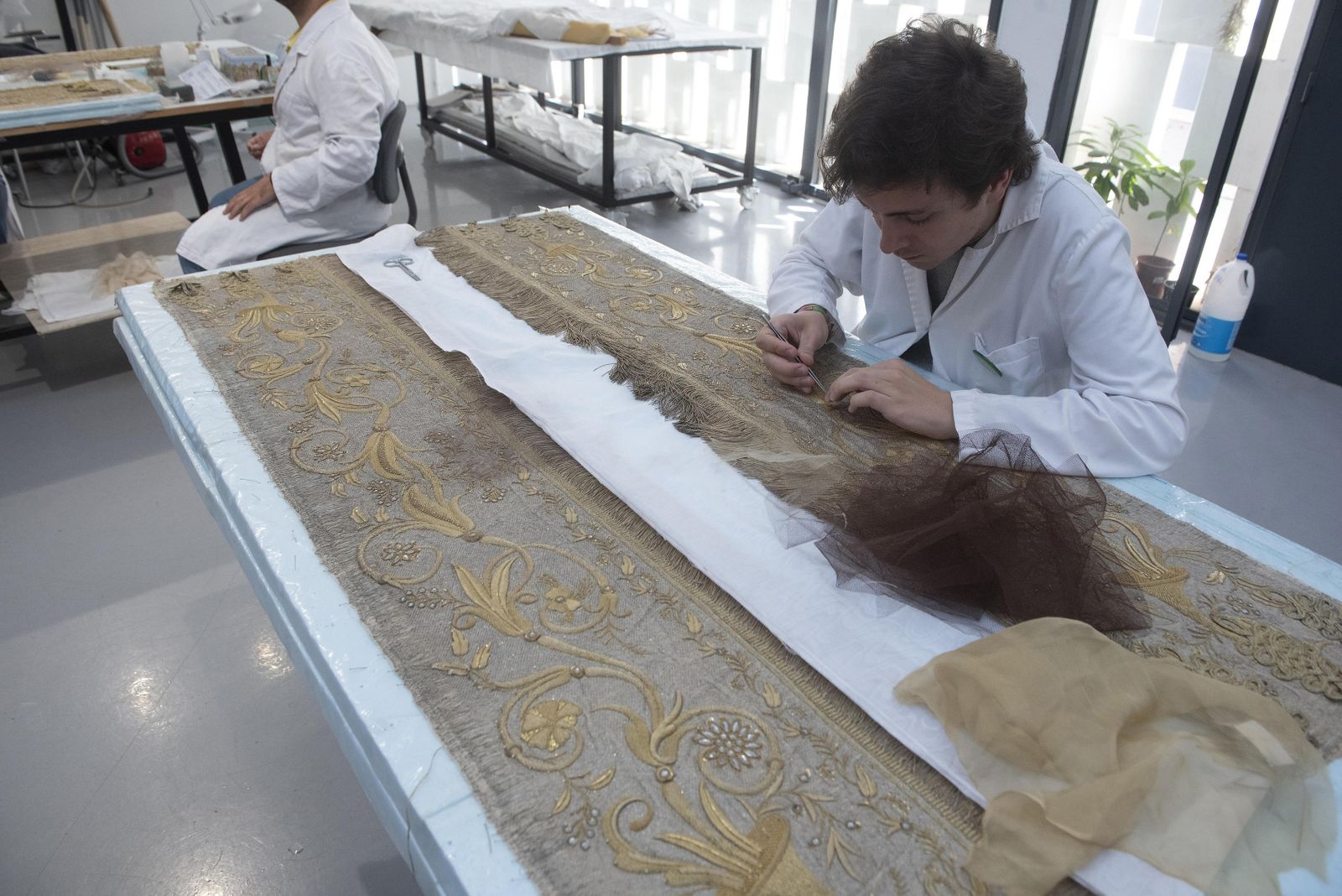 Talleres de Cyrta, una empresa especializada en la restauración del patrimonio textil.