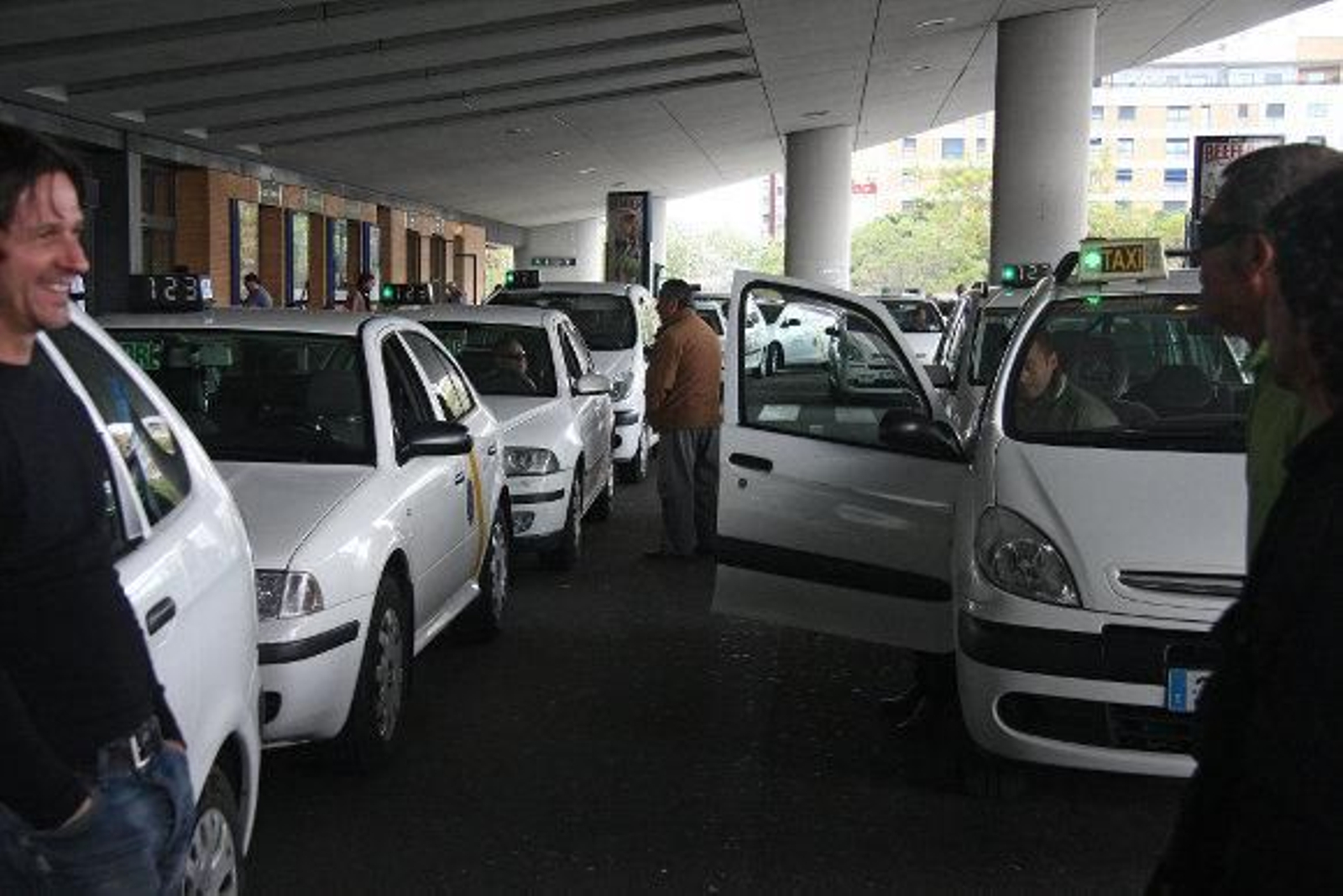 Aprobado el proyecto para la nueva ordenanza del sector del taxi