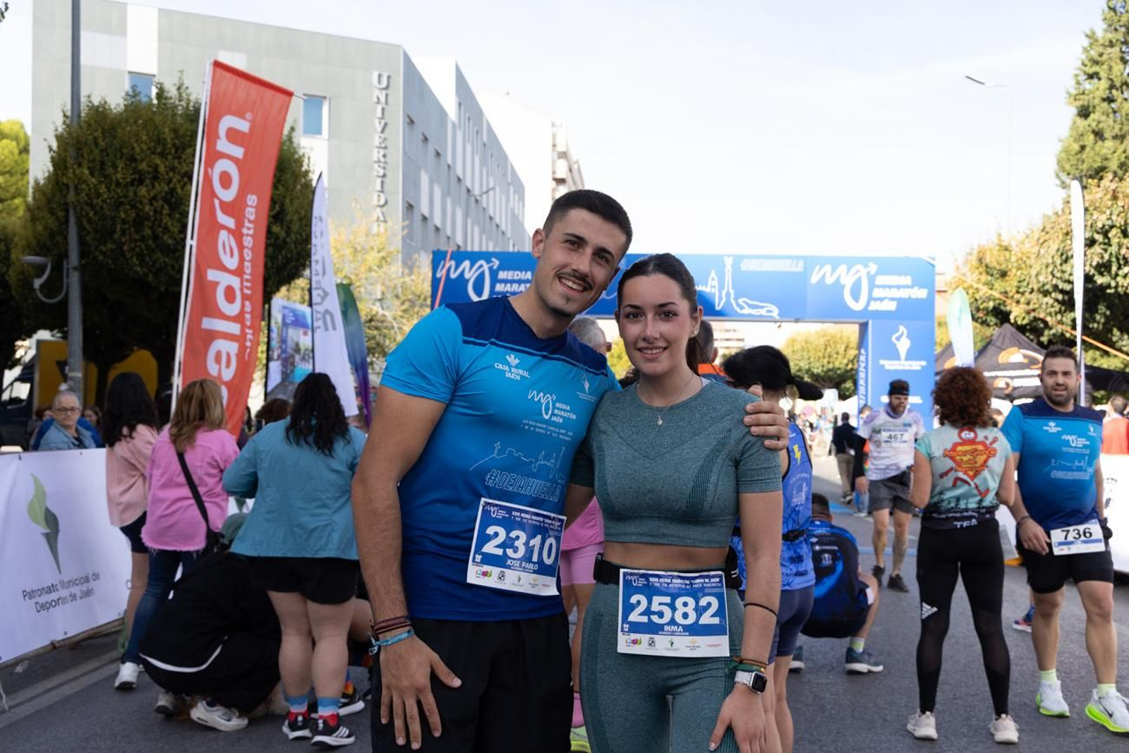 En imágenes: multitudinaria e histórica XXIX Media Maratón 'Ciudad de Jaén' y 10k en memoria de Paco Manzaneda