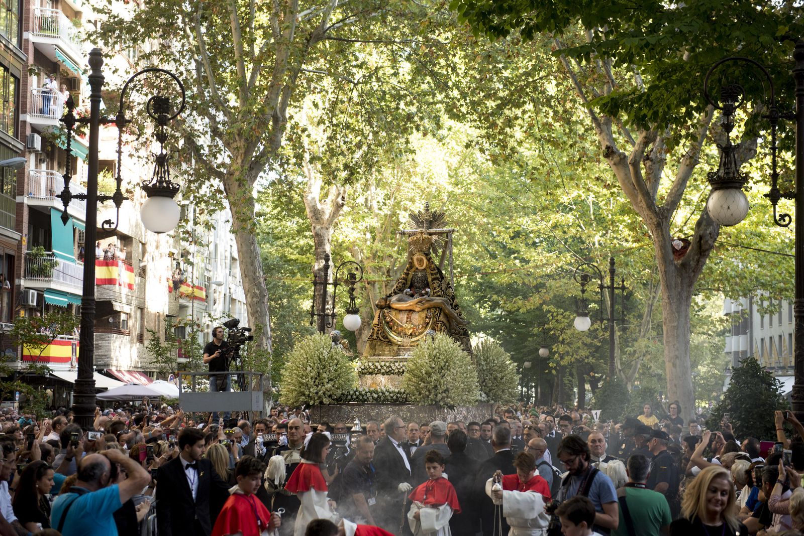 Suspendida la procesión de la Virgen de las Angustias, patrona de Granada