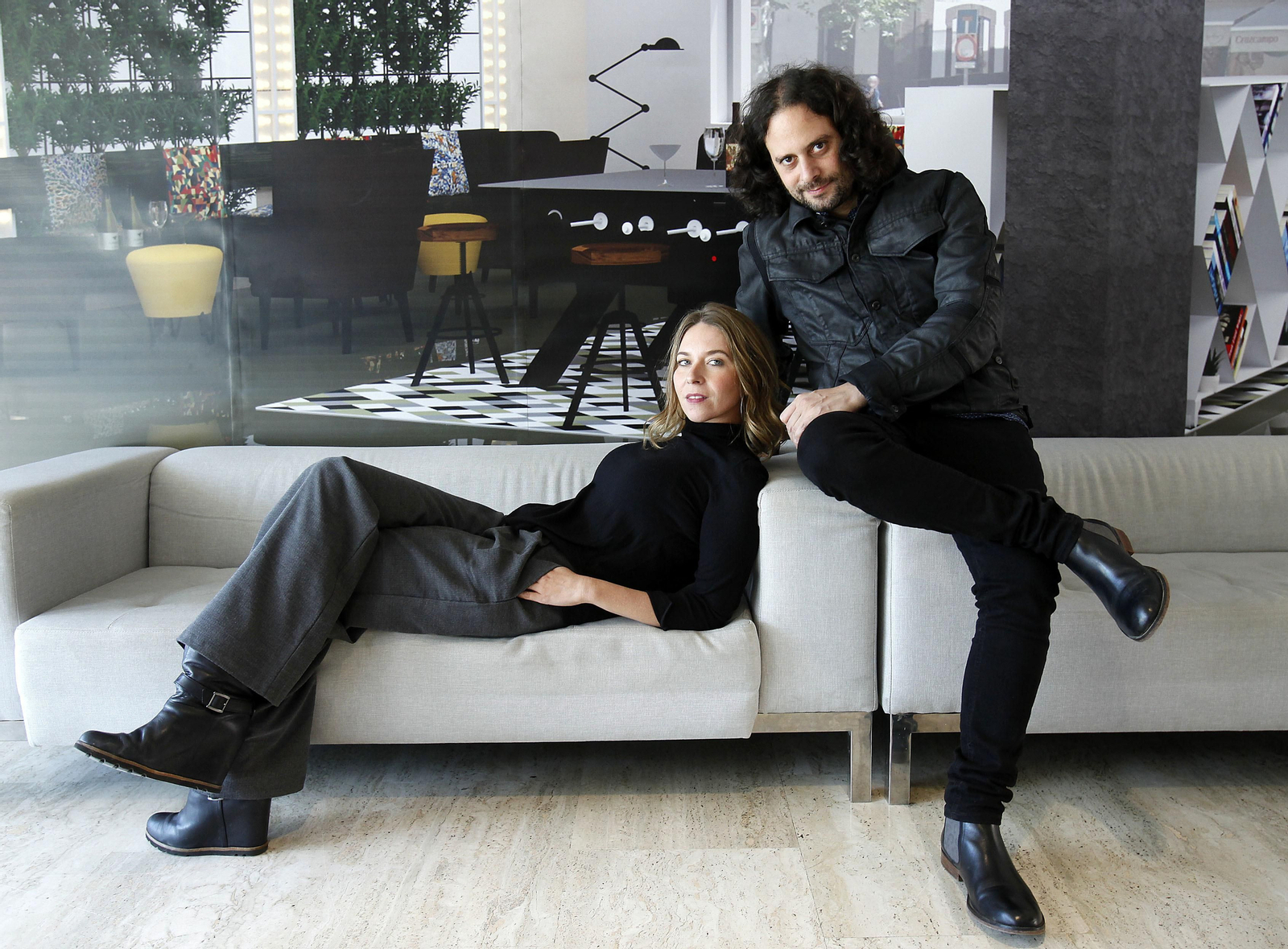 Rocío Márquez (Huelva, 1985) y Fahmi Alqhai (Sevilla, 1976), tras la entrevista en un céntrico hotel de Sevilla.