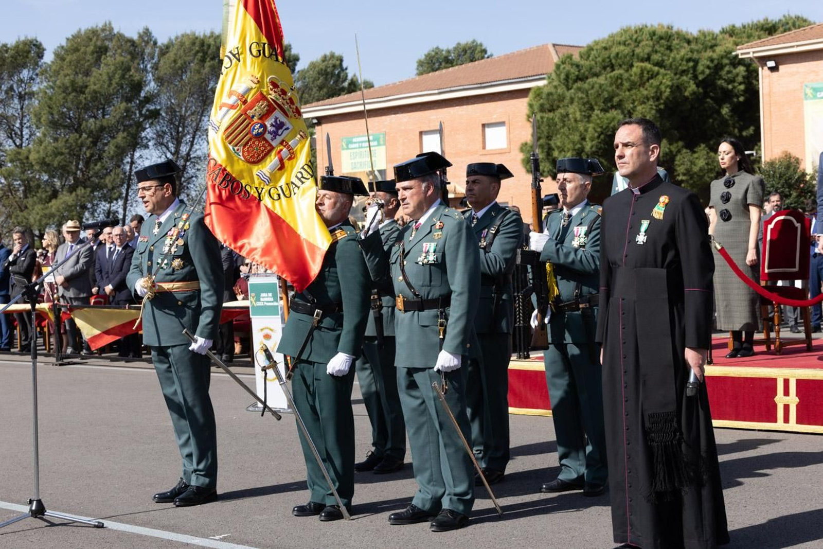 Acto de jura de bandera de la 130ª promoción de guardias civiles de la Academia de Baeza