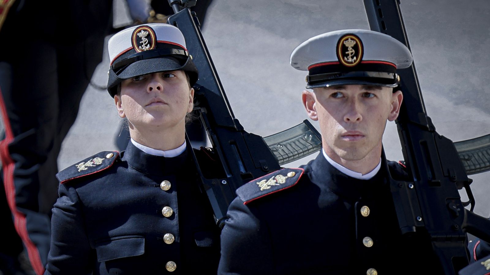 Las imágenes de la celebración del 489º Aniversario de la Infantería de Marina en Cádiz