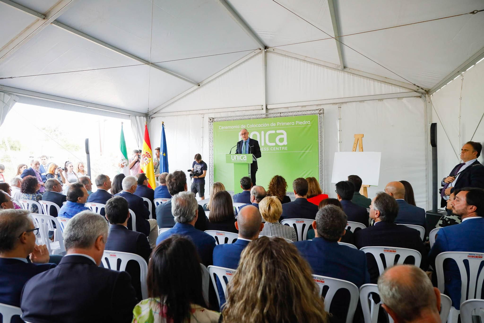 Así ha sido la colocación de la primera piedra del Unica Agribusiness Centre de Almería