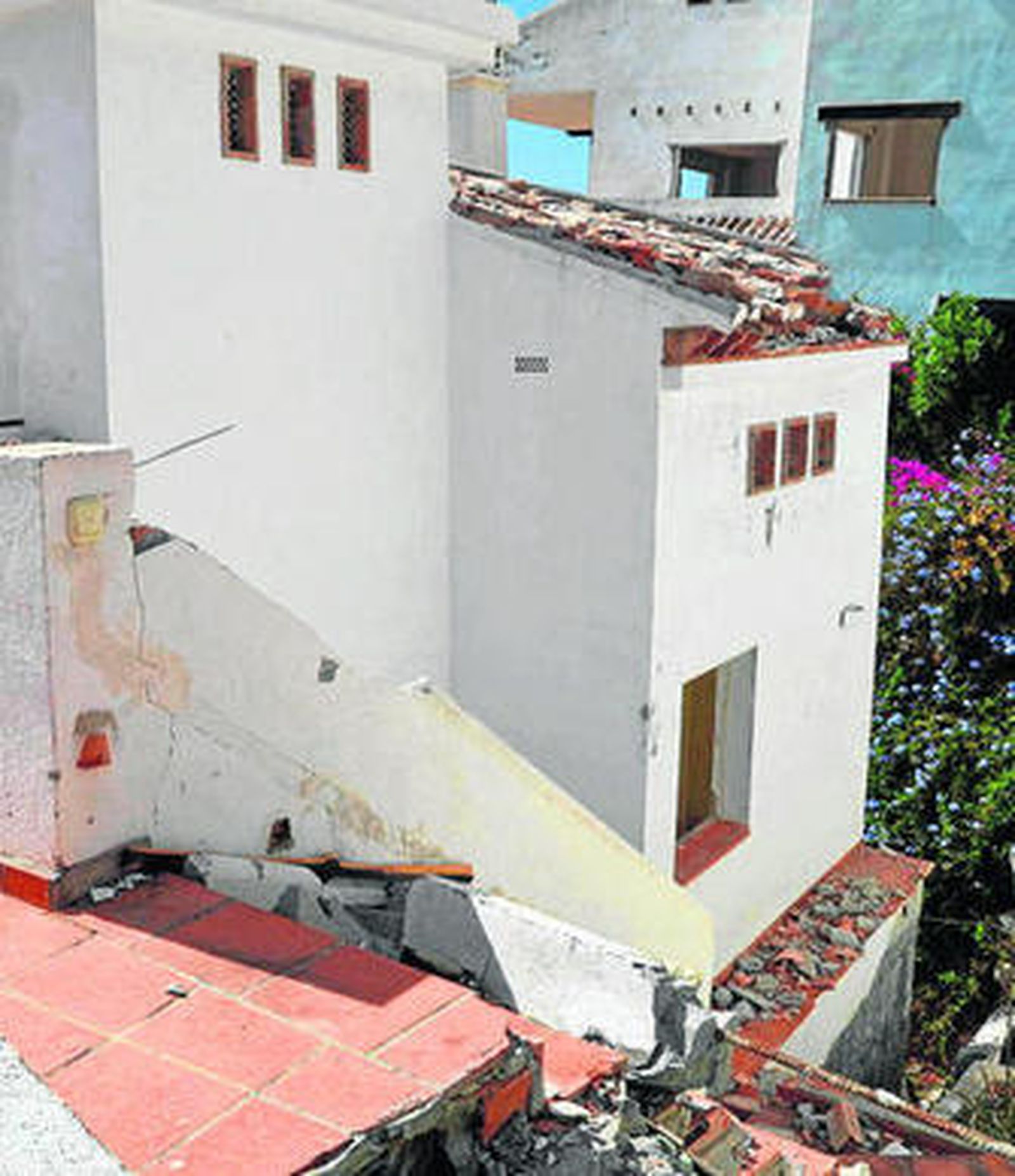 Estado que presenta el complejo de viviendas en el litoral granadino.