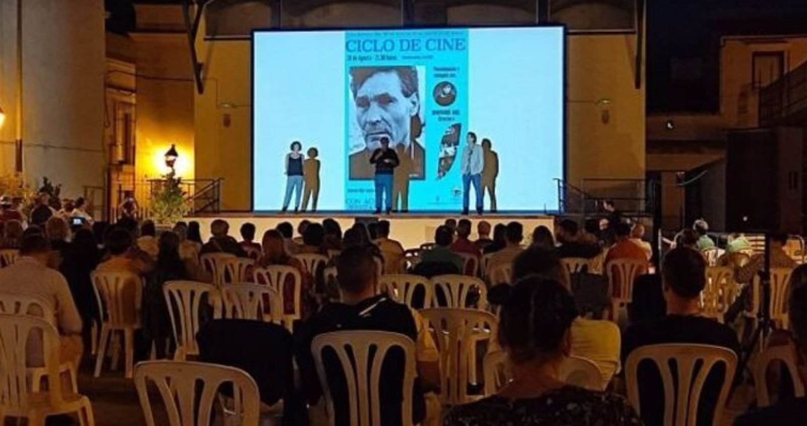 Público asistente a una de las proyecciones del ciclo de cine 'Con acento jerezano'.