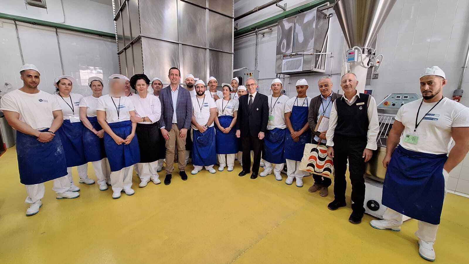 El subdelegado ha visitado 'El Acebuche'.