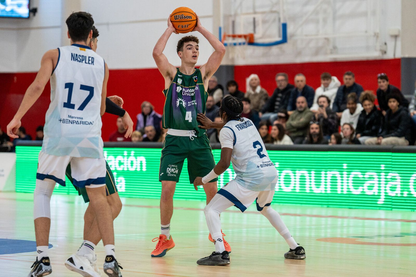 Liga U22: Carácter y remontada del Unicaja ante el BAXI Manresa (88-85)