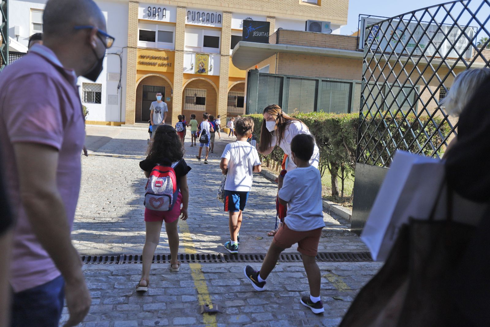 Imágenes de la vuelta al cole en las aulas de Huelva