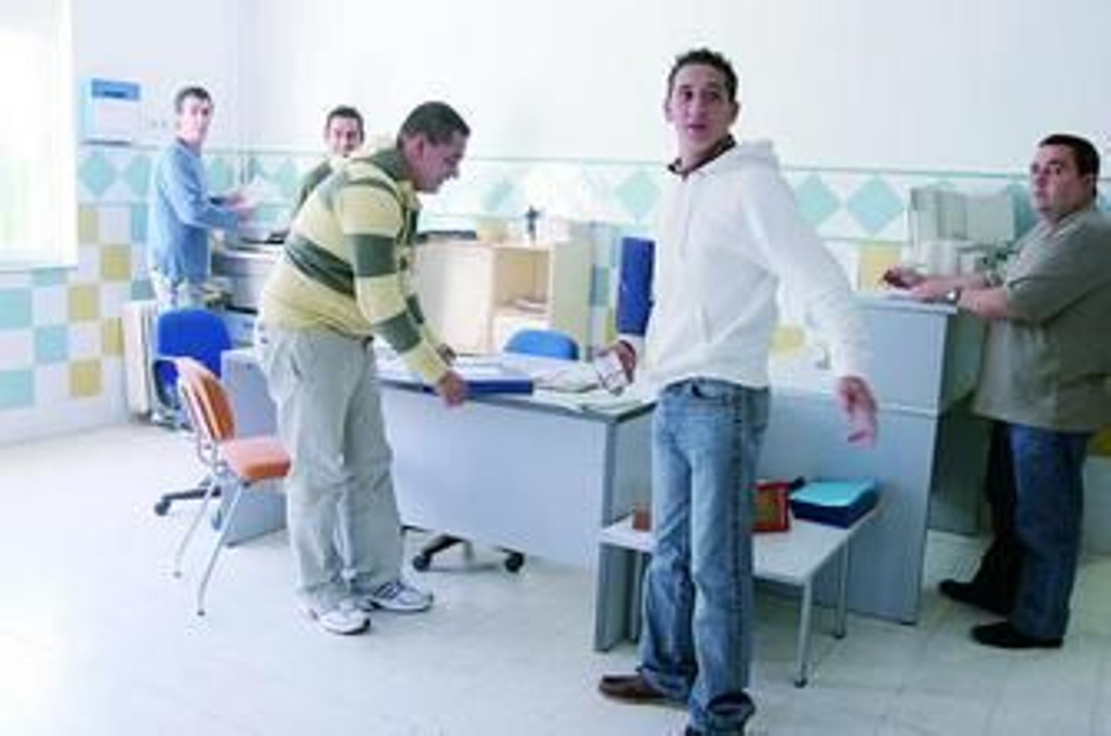 Algunos de los jóvenes en proceso de rehabilitación de Proyecto Hombre.