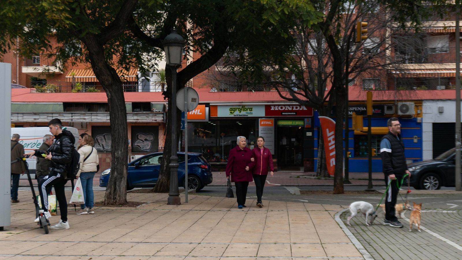 Imágenes de ambiente del martes 4 de marzo en Huelva