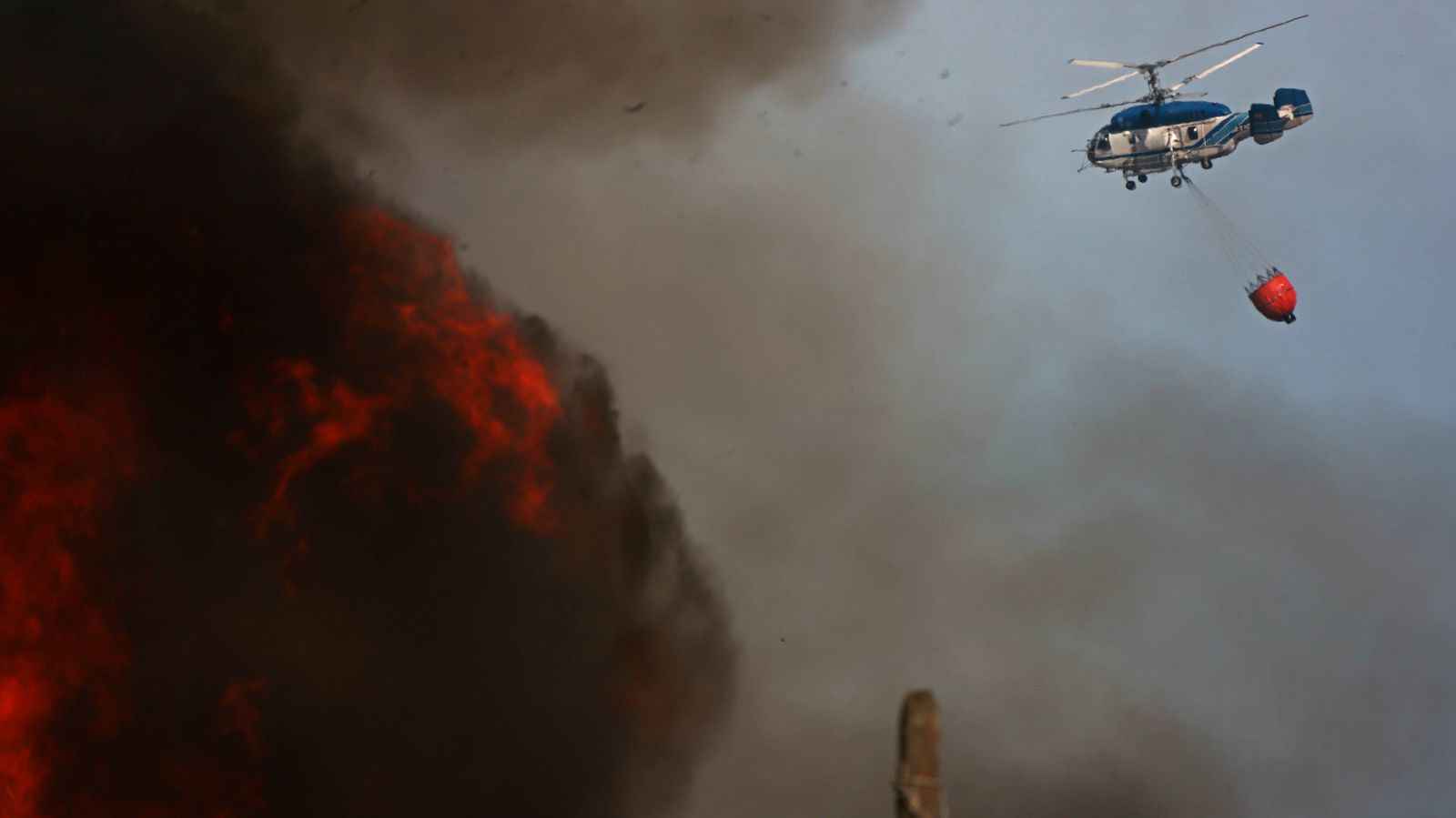 Incendio en el Camino de La Rana en La Línea