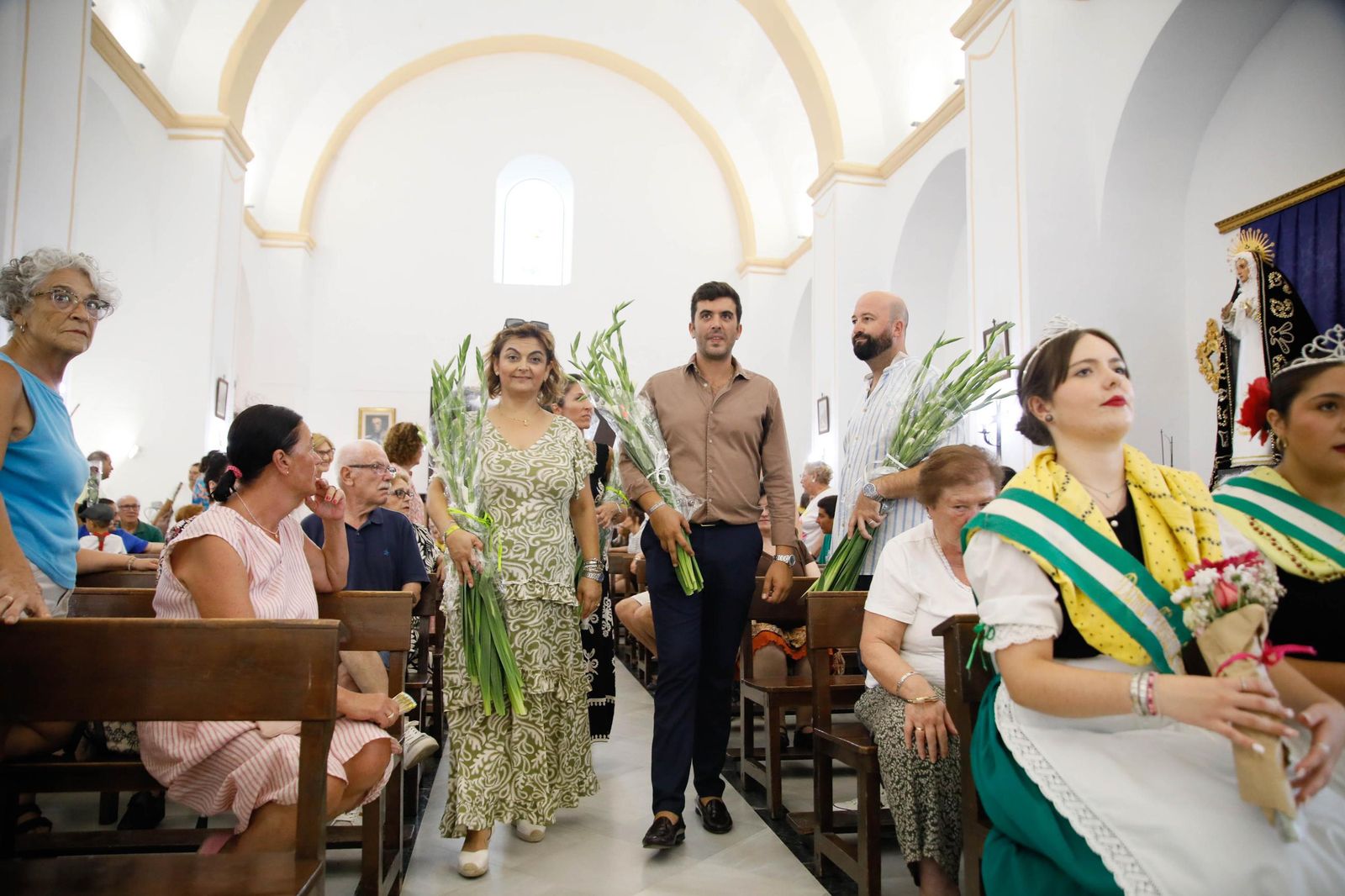 La Subida del Agua de las fiestas de Mojácar, en imágenes
