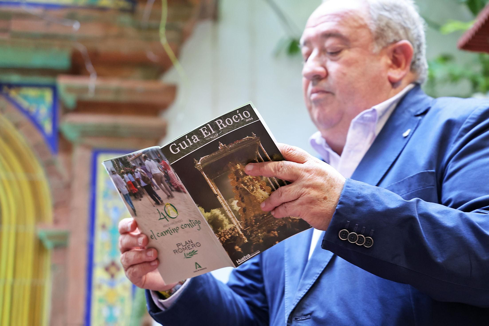 Imágenes de la presentación de la Guía del Rocío 2024 de Huelva Información