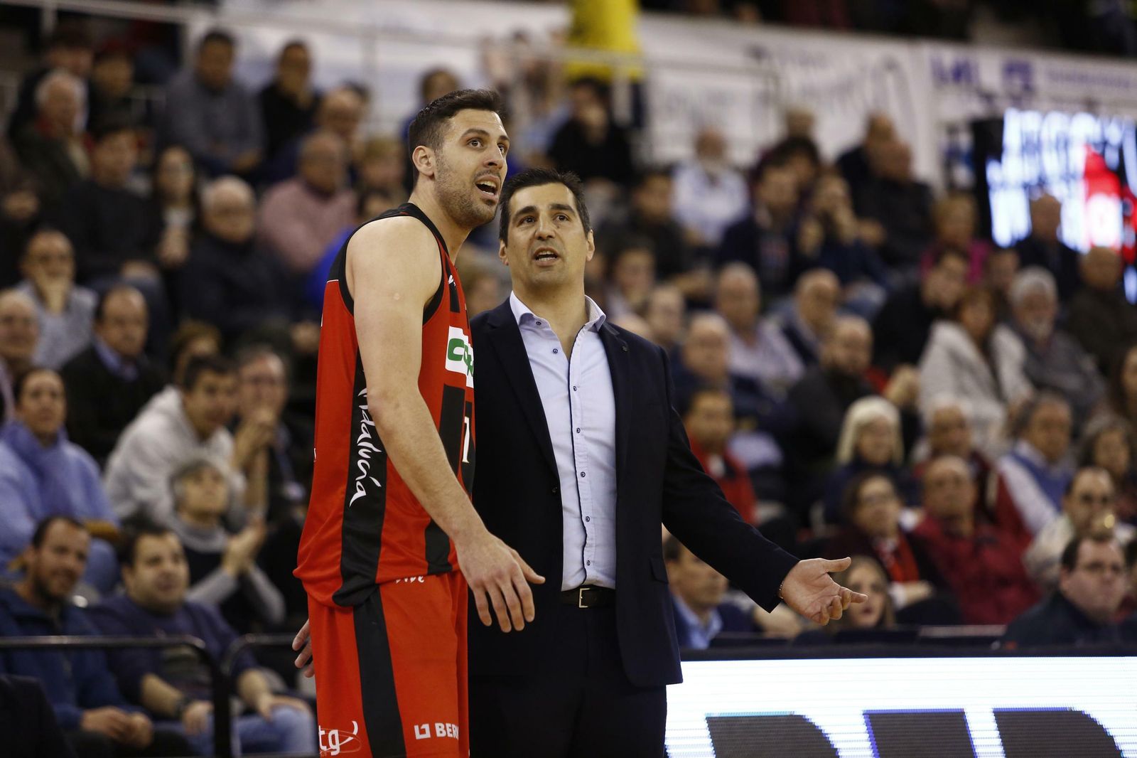Pablo Pin junto a Bortolussi el pasado domingo, en el partido ante el Bilbao.