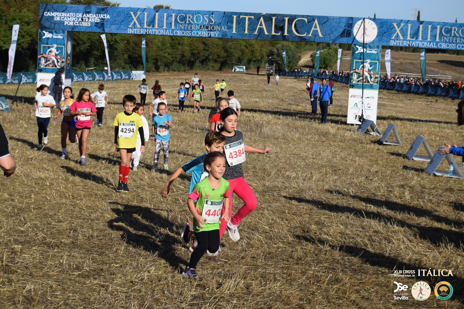 Búscate en las fotos del Cross de Itálica 2025 | 9