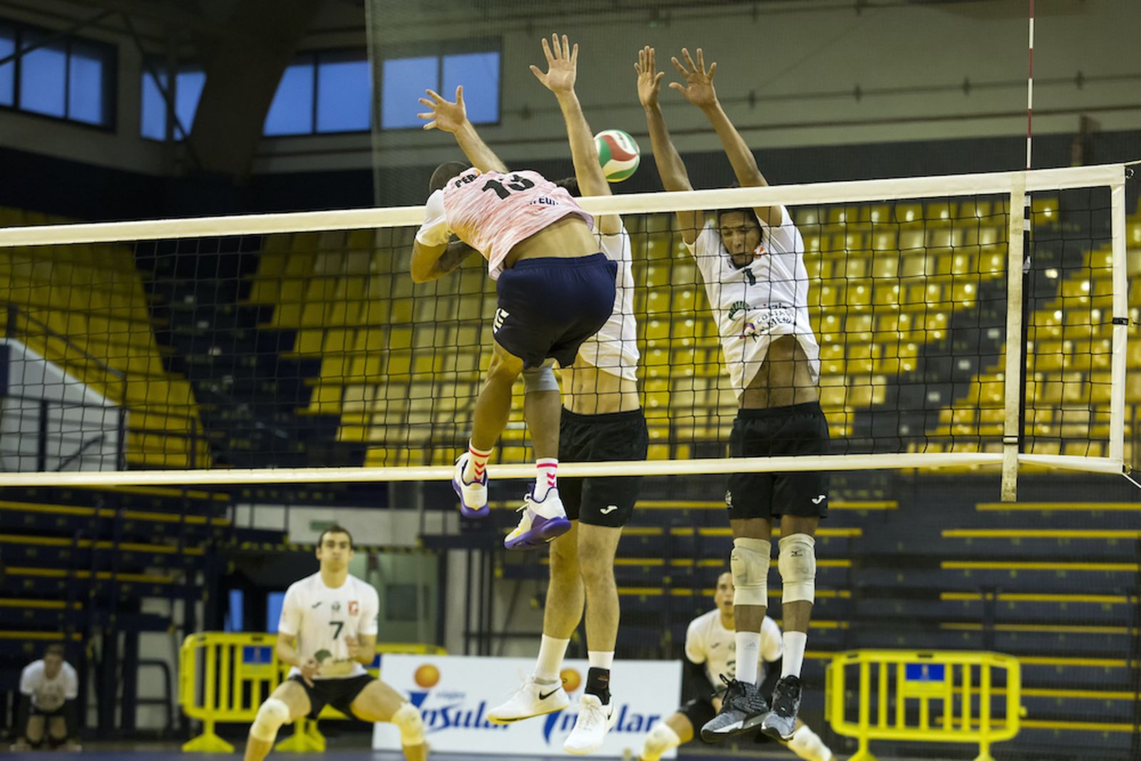 Derrota de Unicaja Almería en Canarias