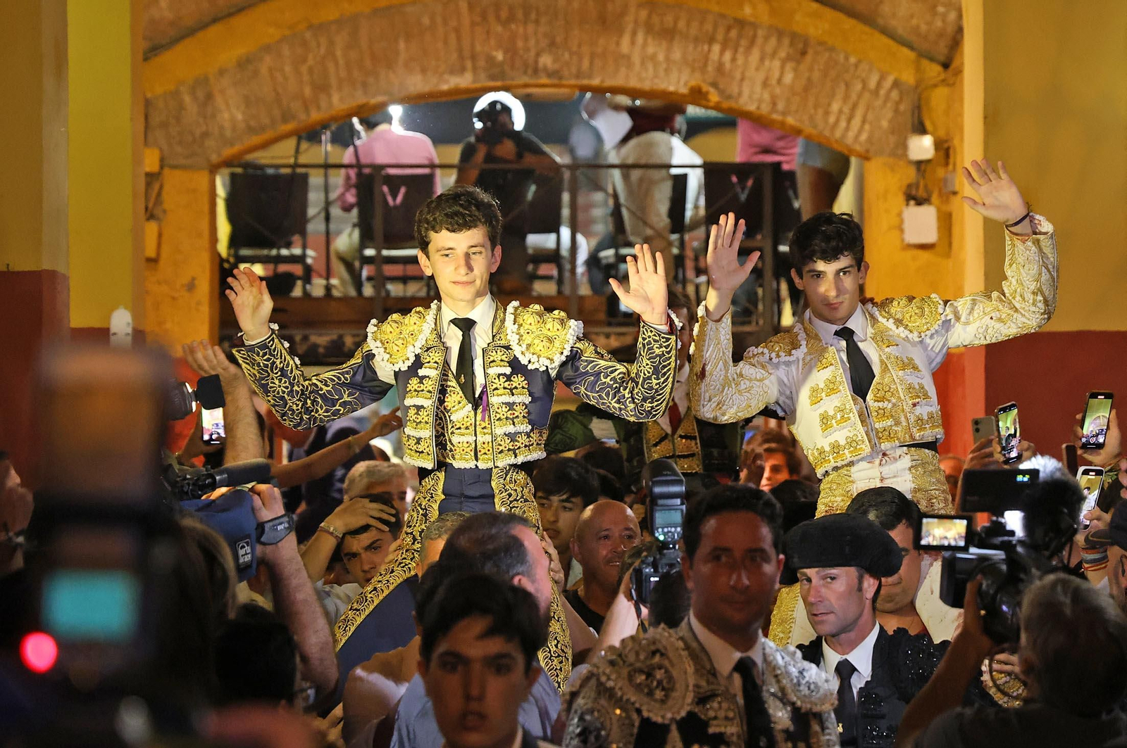 Toros La Merced 2025: Imágenes de la Novillada de Javier Zulueta, Cristian González y Carlos Tirado