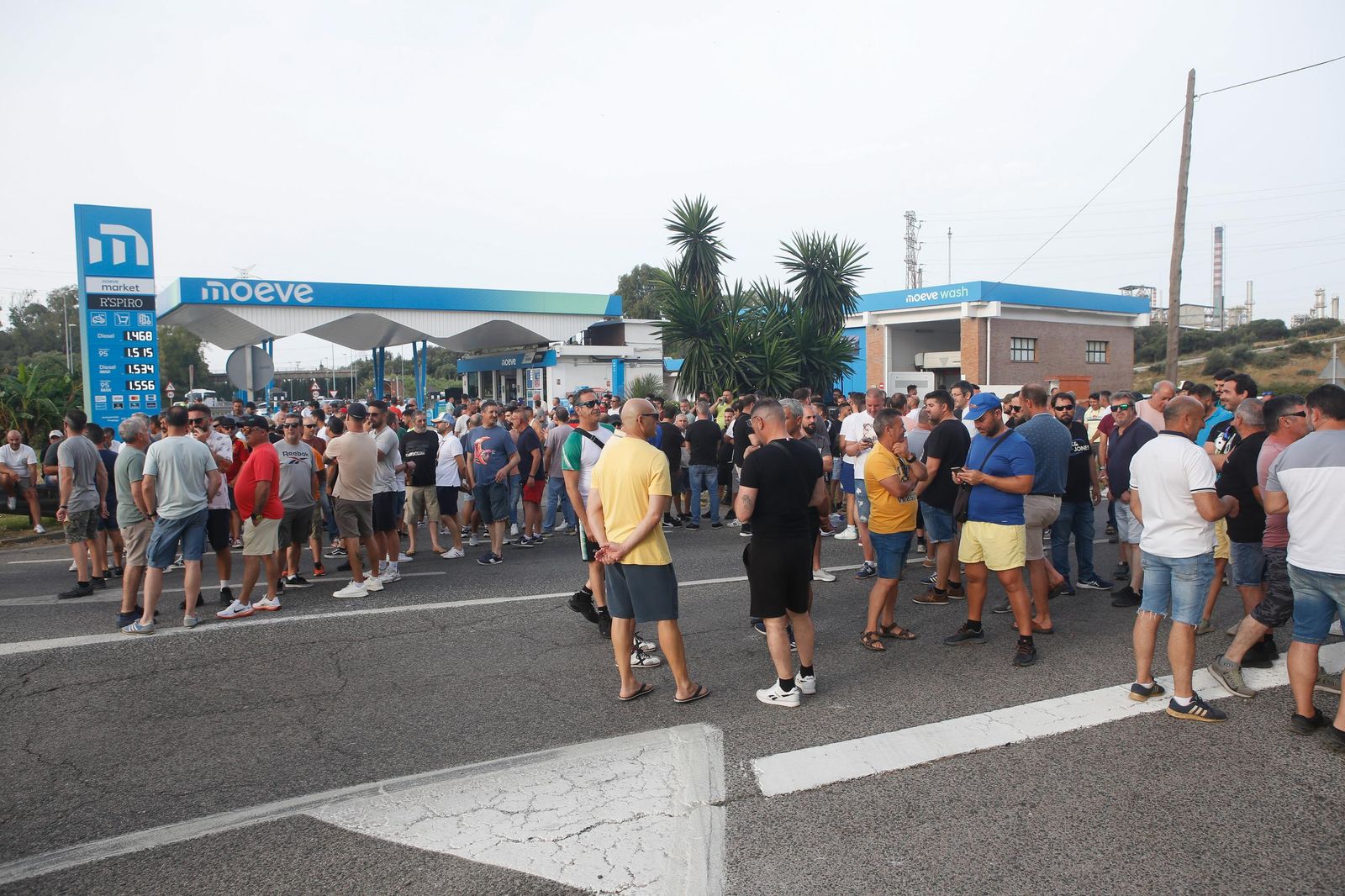 Fotos del segundo día de la huelga del metal en el Campo de Gibraltar