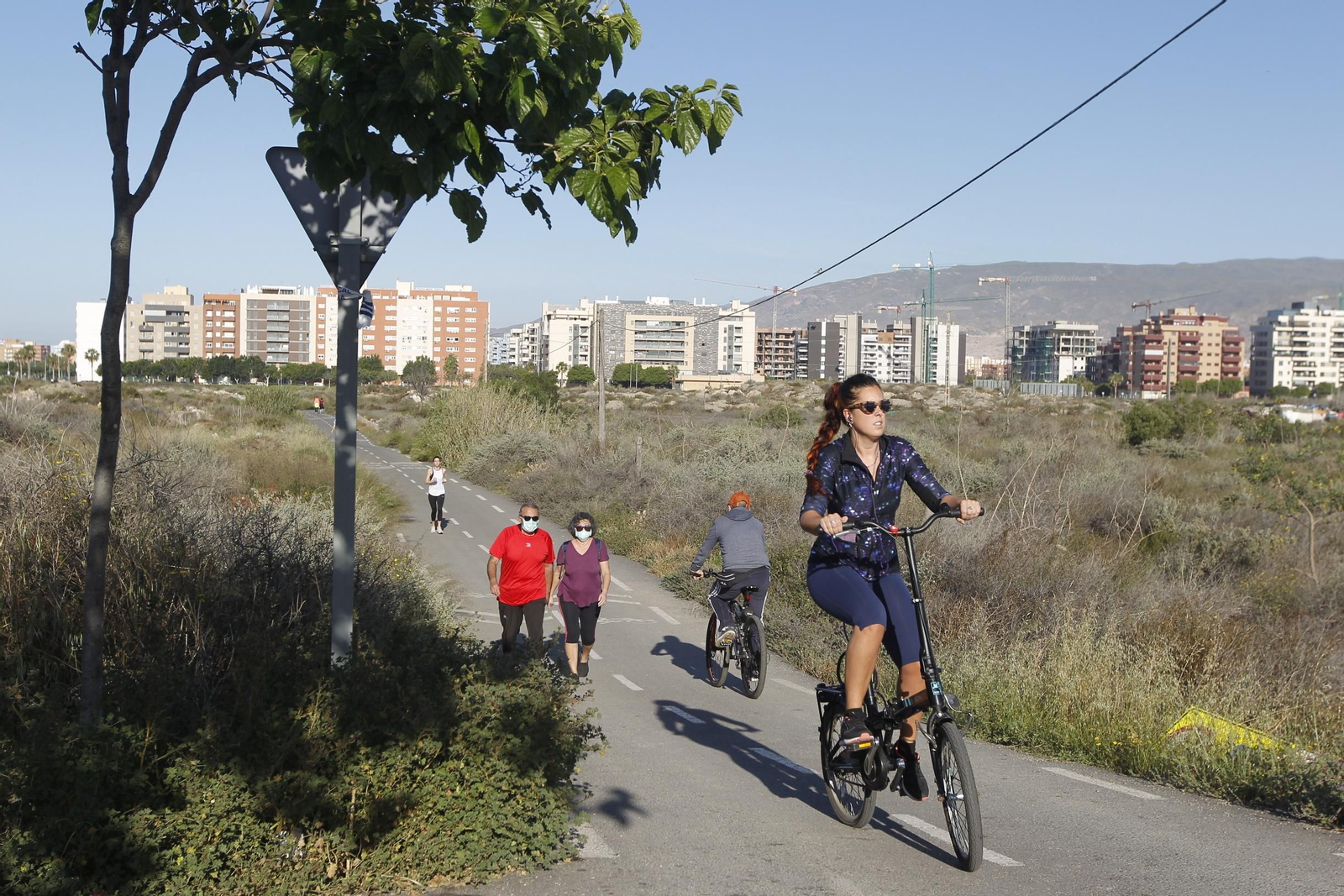 Fotogalería domingo de deporte en coronavirus. COVID-19. Almería
