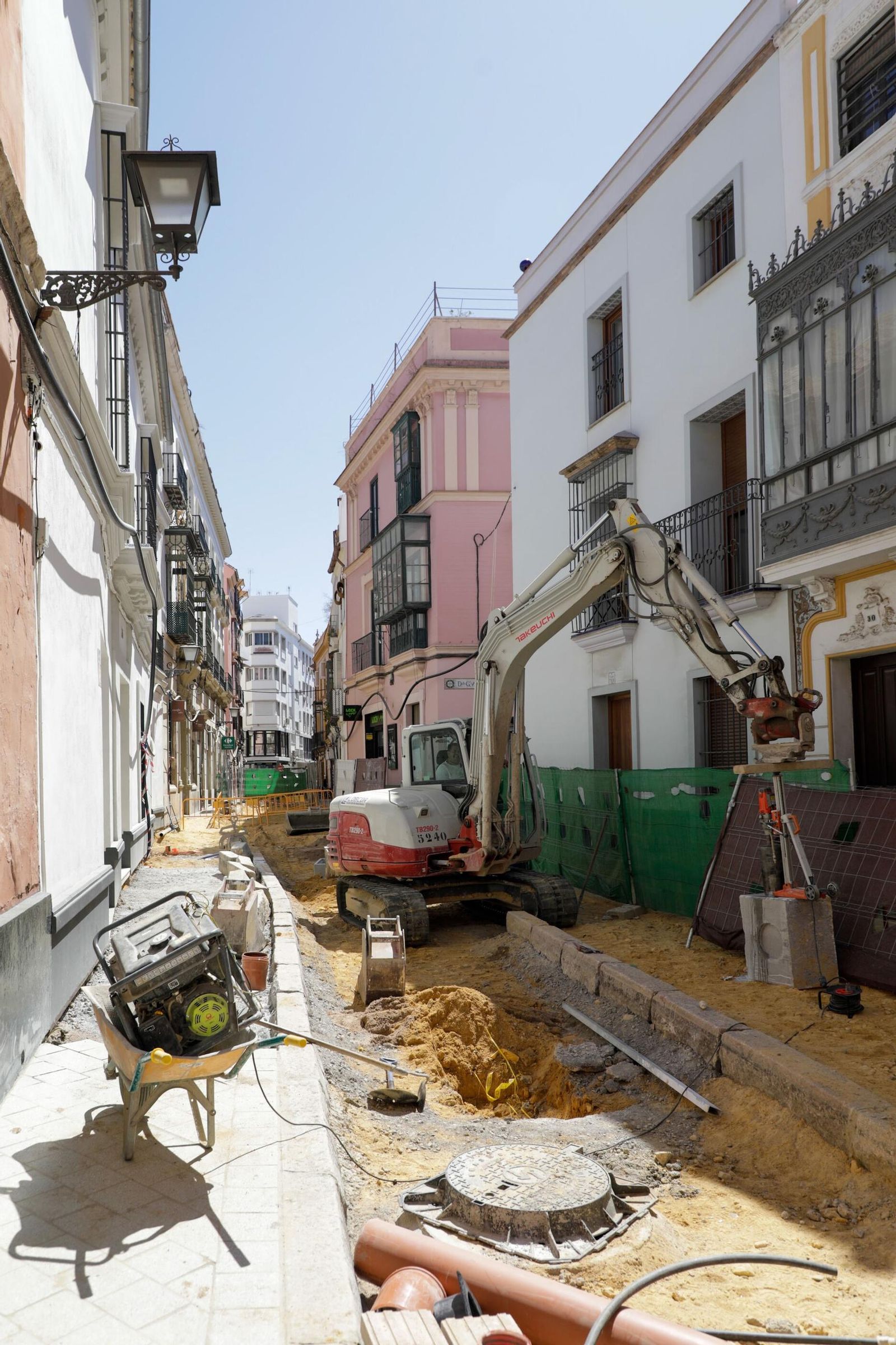 Las fotos de las obras en la calle Zaragoza de Sevilla