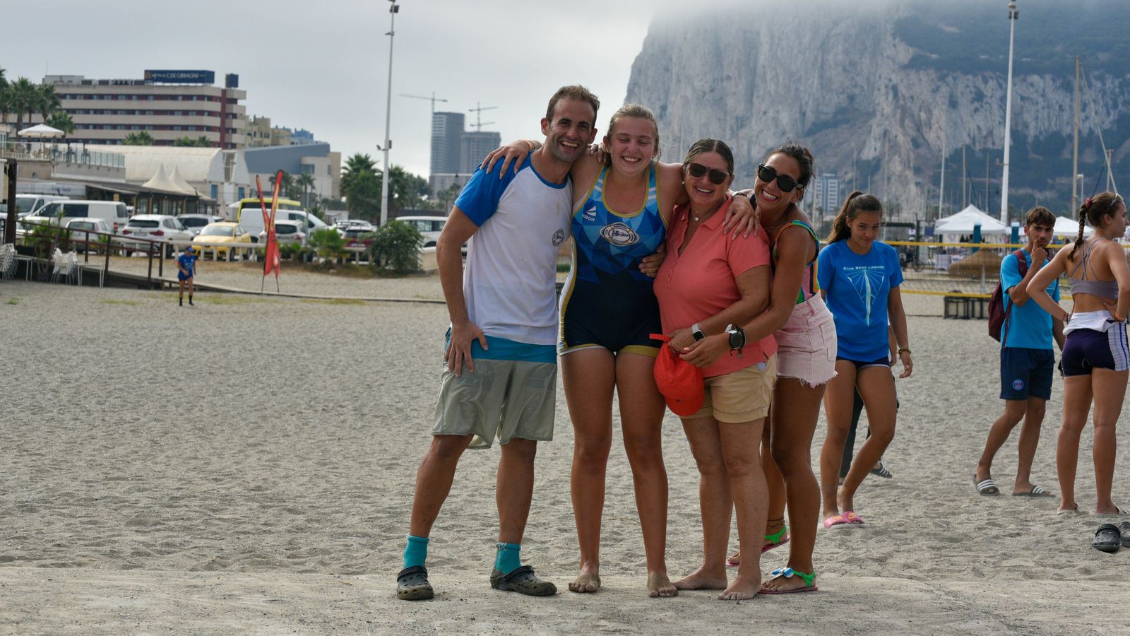 La segunda jornada del Campeonato de España de remo beach-sprint de La Línea, en imágenes
