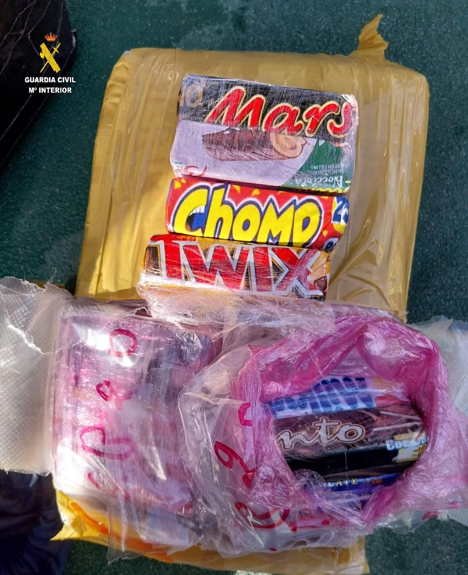 El hachís envuelto como chocolatinas. El hachís envuelto como chocolatinas.
