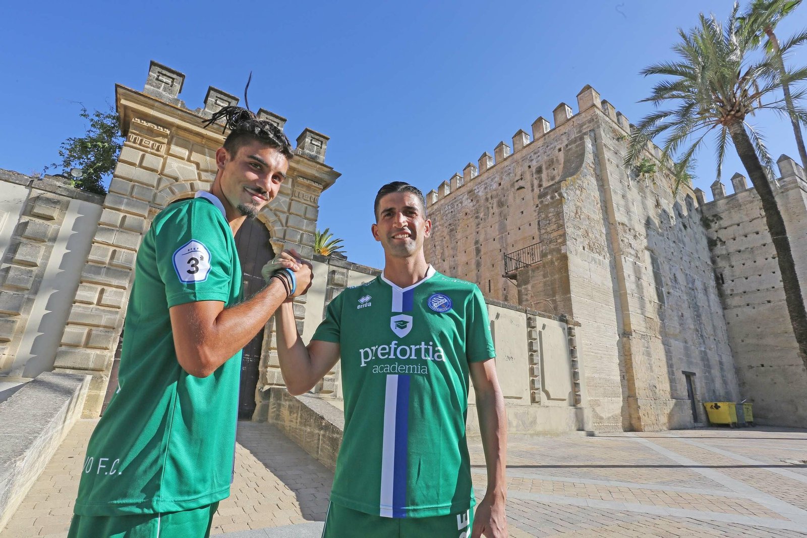 Presentación de las equipaciones del XEREZDFC