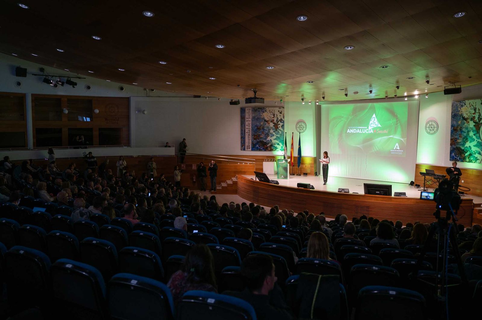 Imágenes del jueves 3 de abril en Huelva