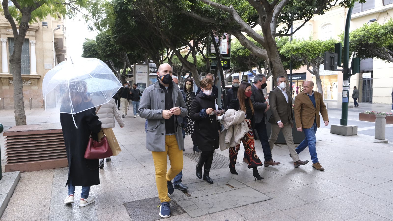 Imágenes de la visita del Secretario General del PSOE-A, Juan Espadas, a Almería.