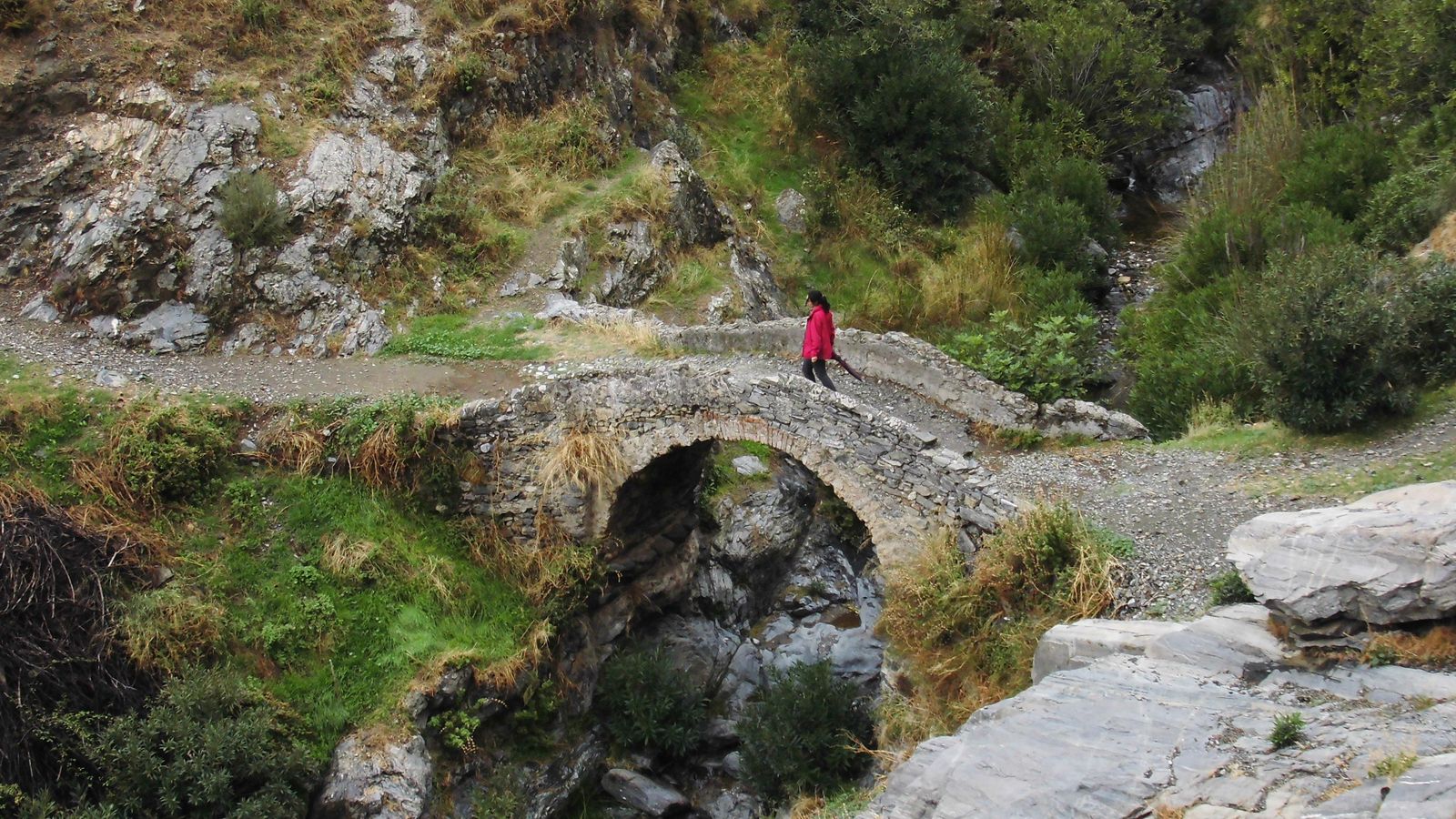 La Axarquía esconde sendas ancestrales.