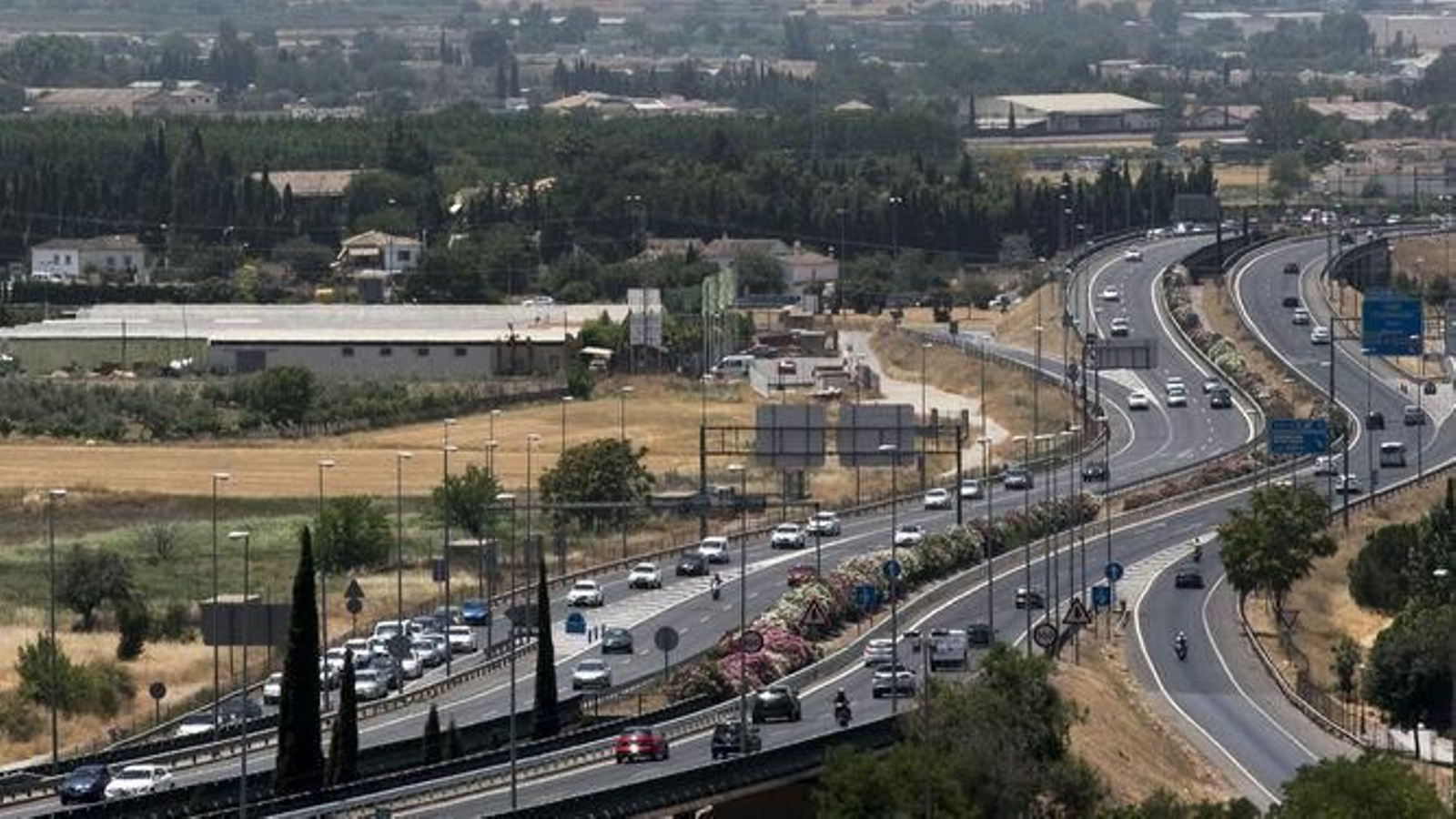 Ley de cambio climático: Granada y Motril, obligadas a implantar un 'Madrid Central'