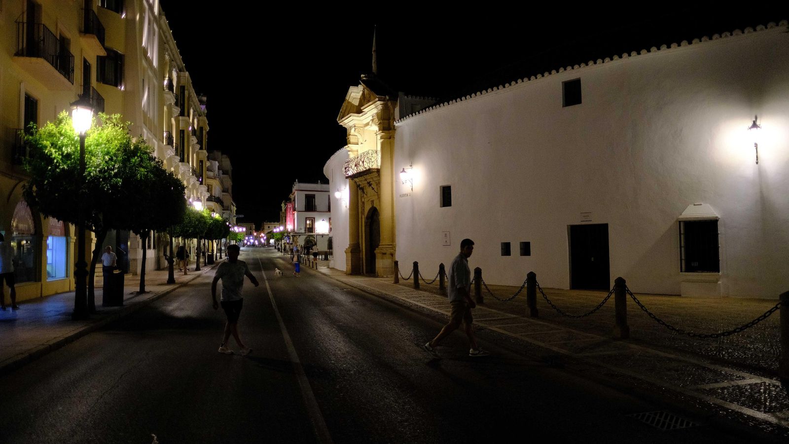 Entrada principal a la plaza de toros