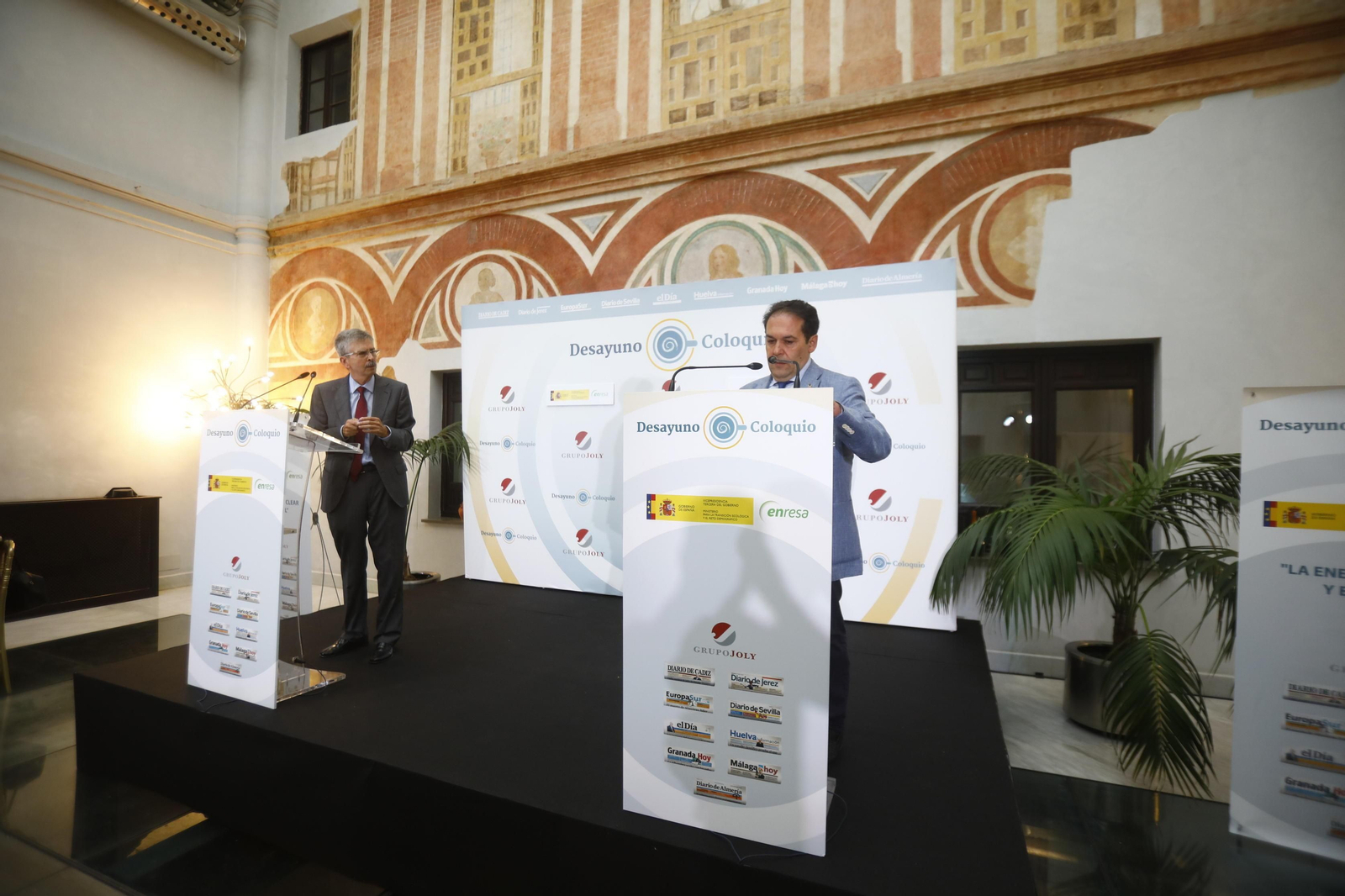 El desayuno-coloquio de El Día con el presidente de Enresa, José Luis Navarro, en imágenes