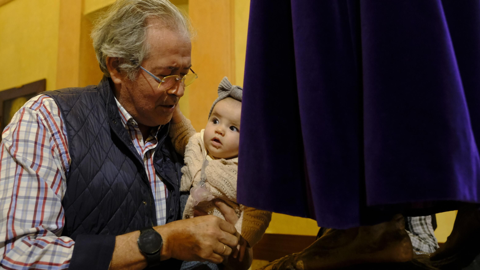 Imágenes del Besapiés de Jesús Cautivo de Medinaceli, en la Catedral de Almería