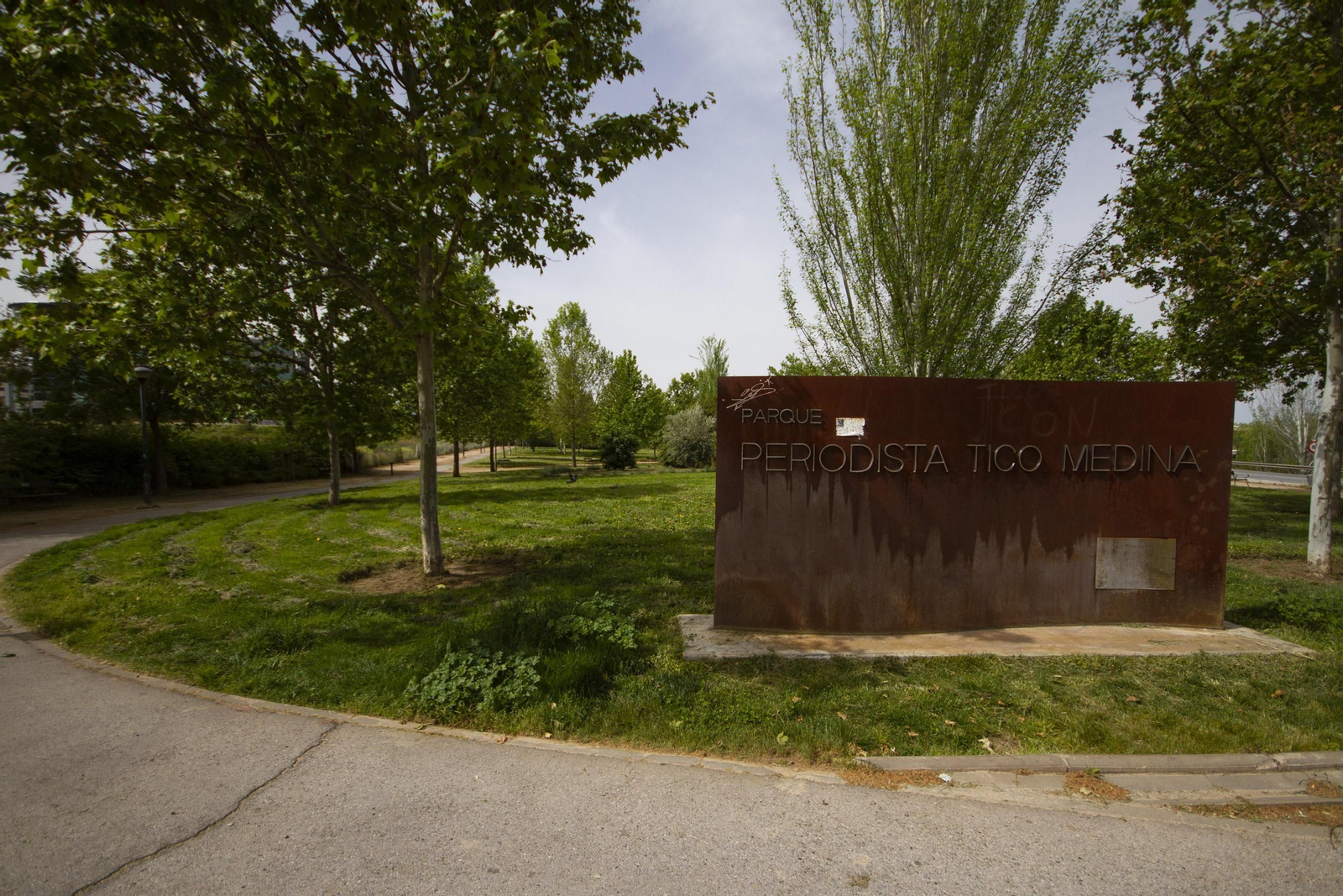 Los parques de Granada, vacíos en pleno estado de alarma
