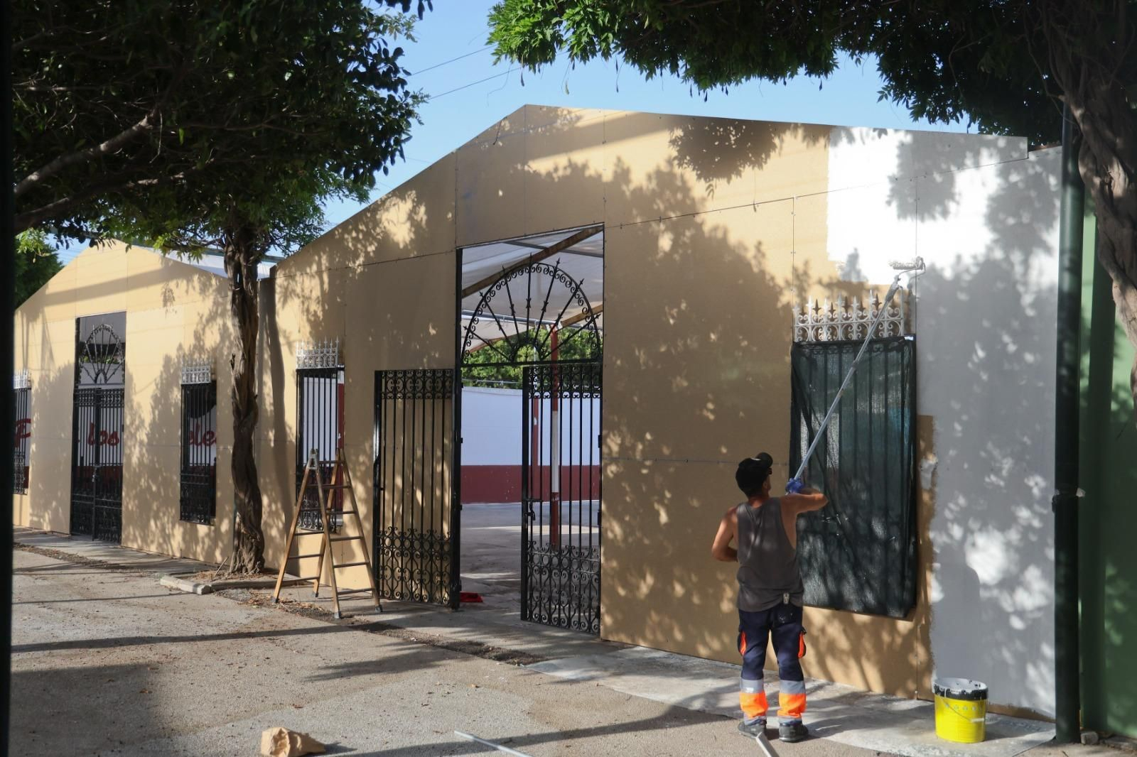 Comienza la cuenta atrás para la Feria de Málaga, en imágenes