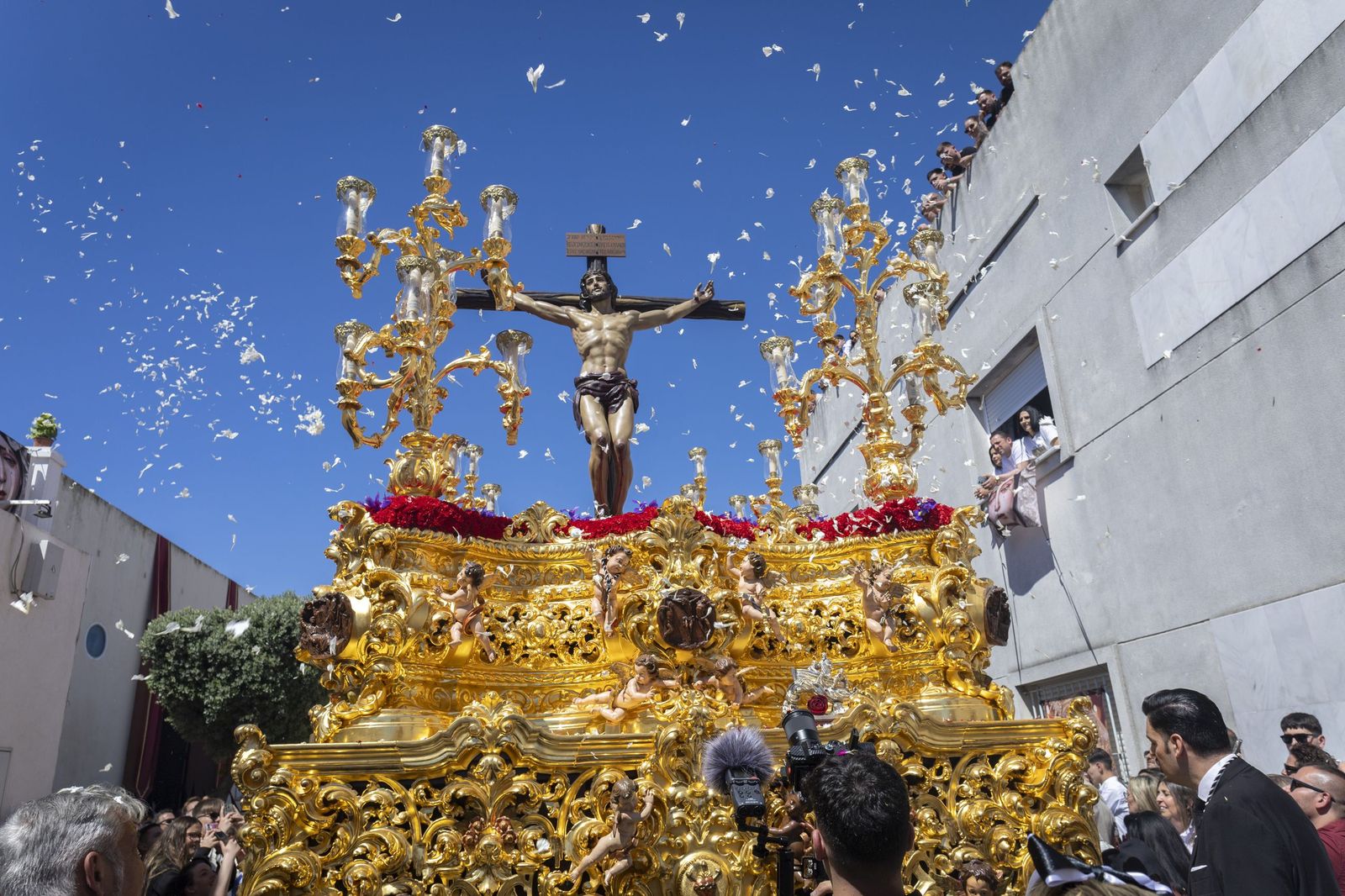 Las Im genes Del Perd n En San Fernando Con El Estreno De La Virgen De las-im-genes-del-perd-n-en-san-fernando-con-el-estreno-de-la-virgen-de