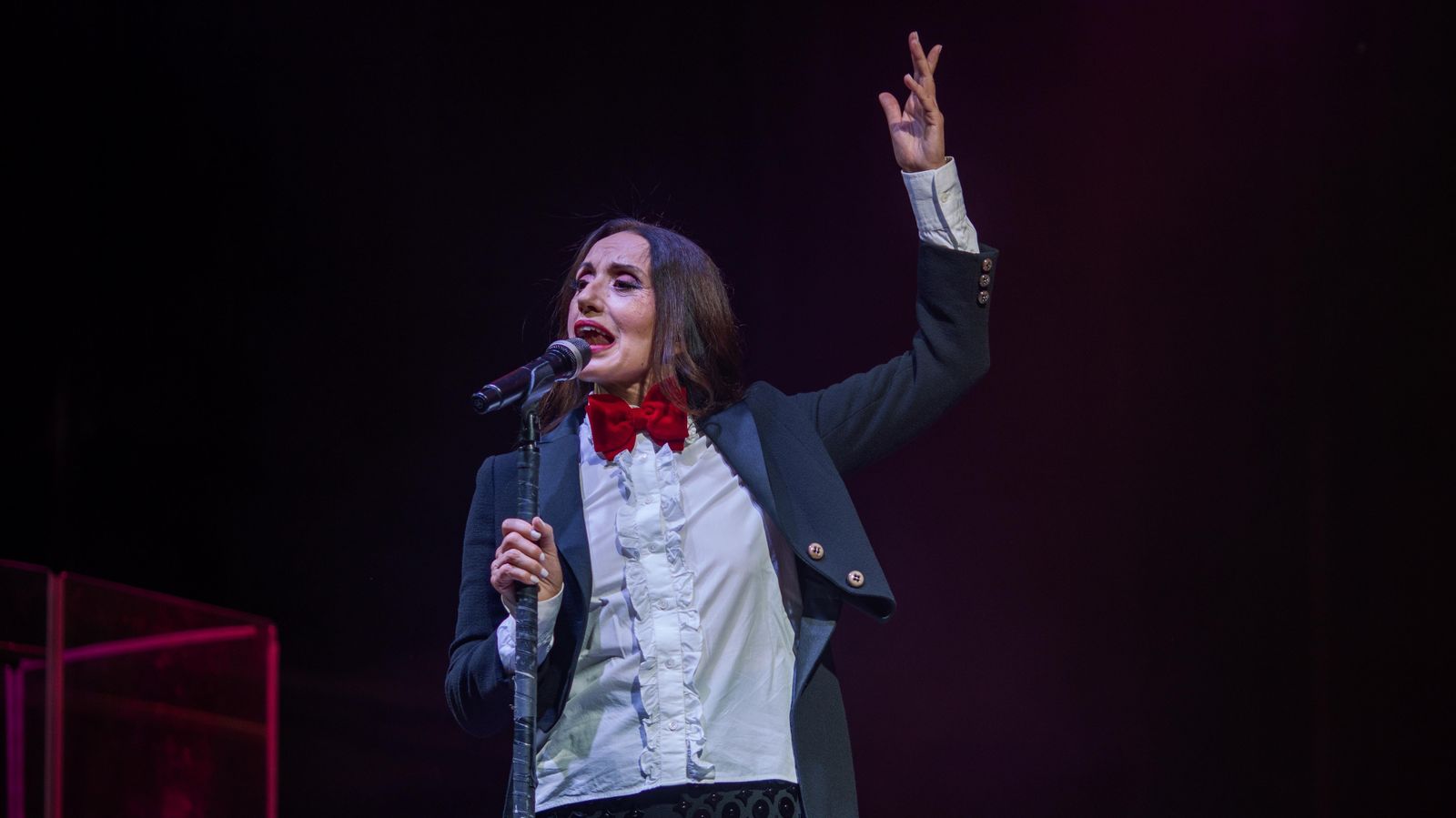 Luz Casal ilumina 'Tío Pepe Festival' con 'Las ventanas de mi alma'