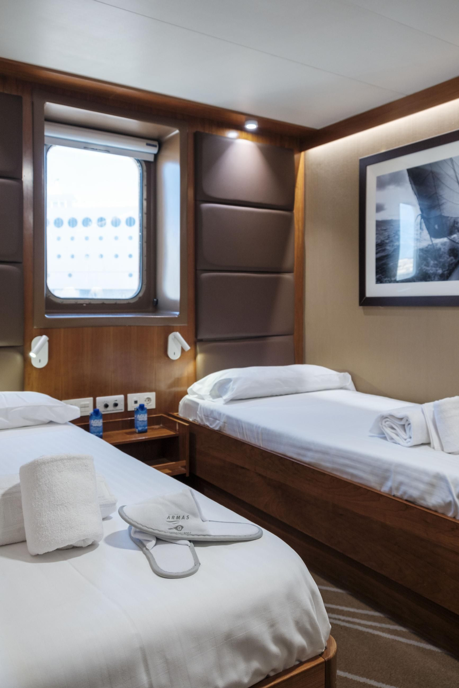 Los barcos de Armas Trasmediterránea ya cuentan con servicios y prestaciones similares a un cierto tipo de cruceros