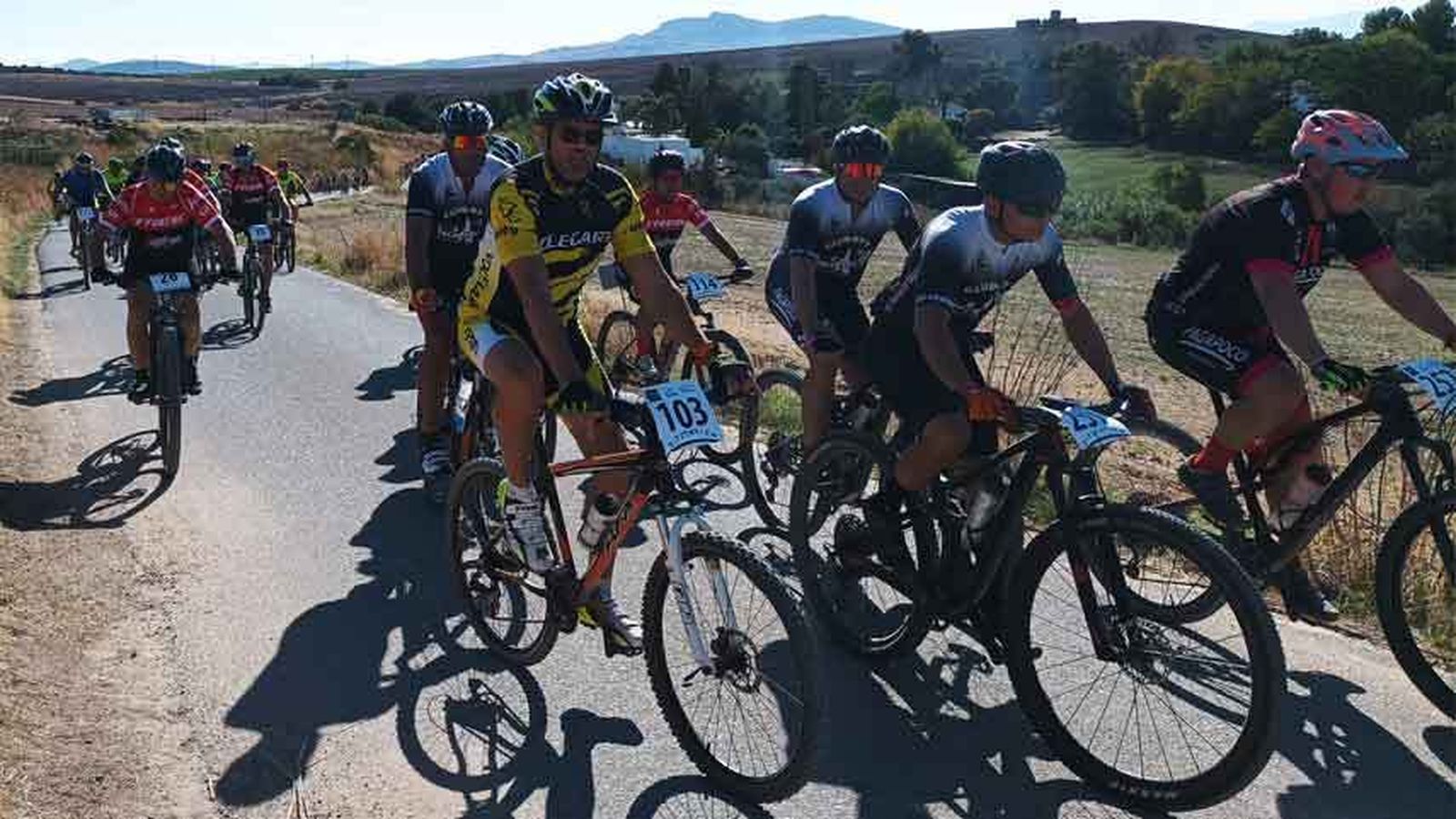 Una imagen de la Ruta por el Castillo de las Aguzaderas.