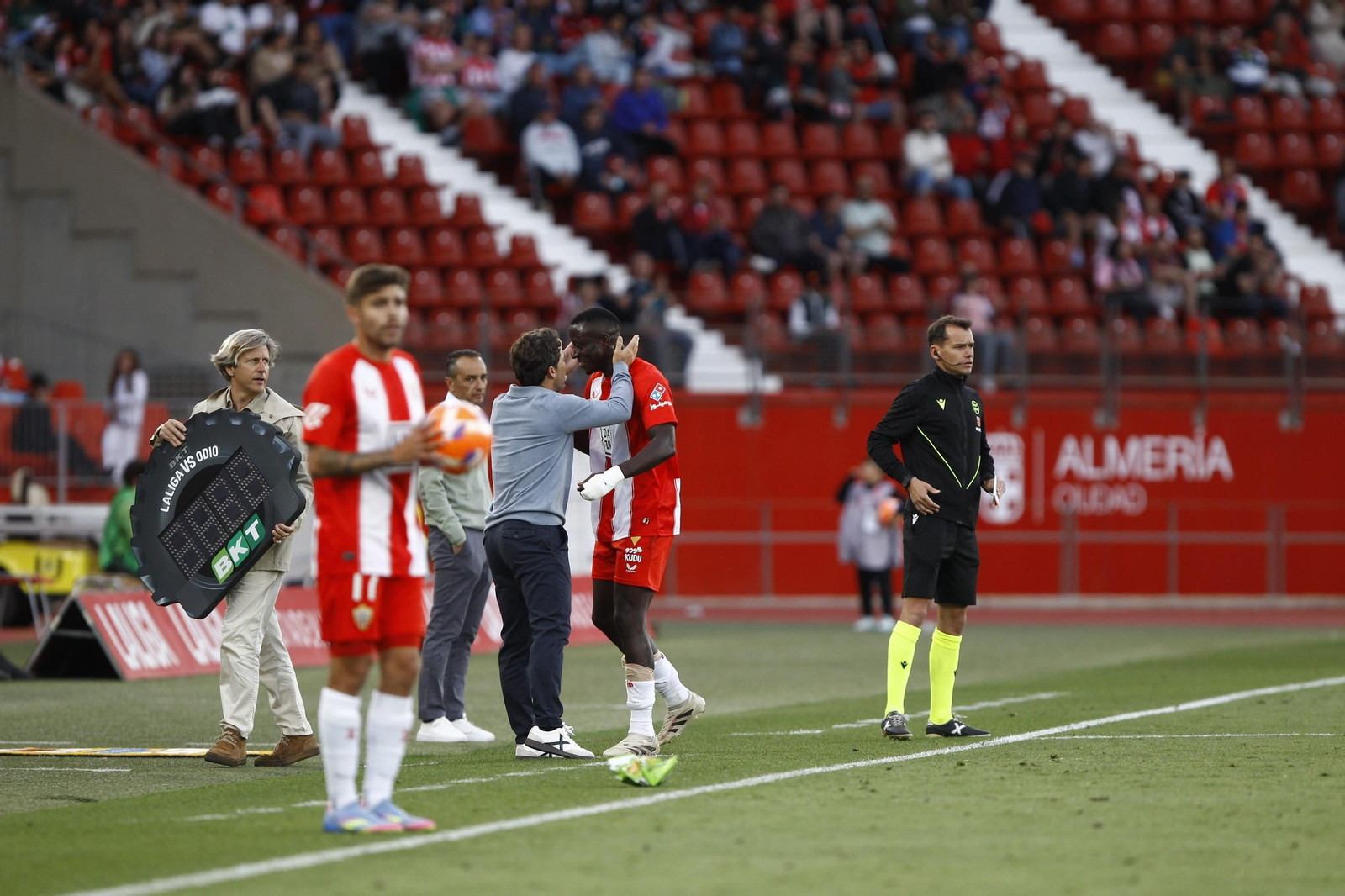 El U.D. Almería-C.D. Eldense, en imágenes